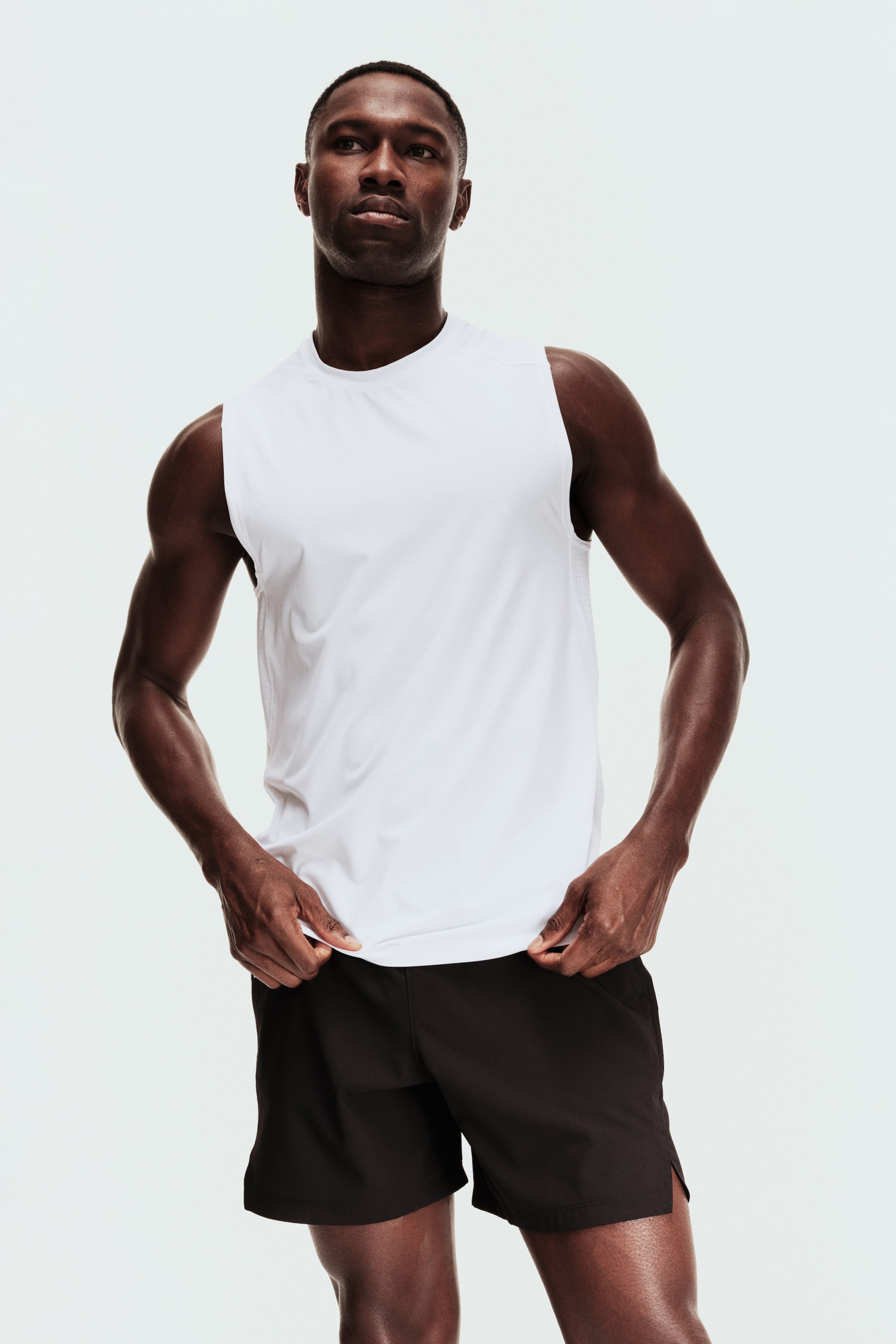 Muscle Fit Sports Tank Top with CoolMove™