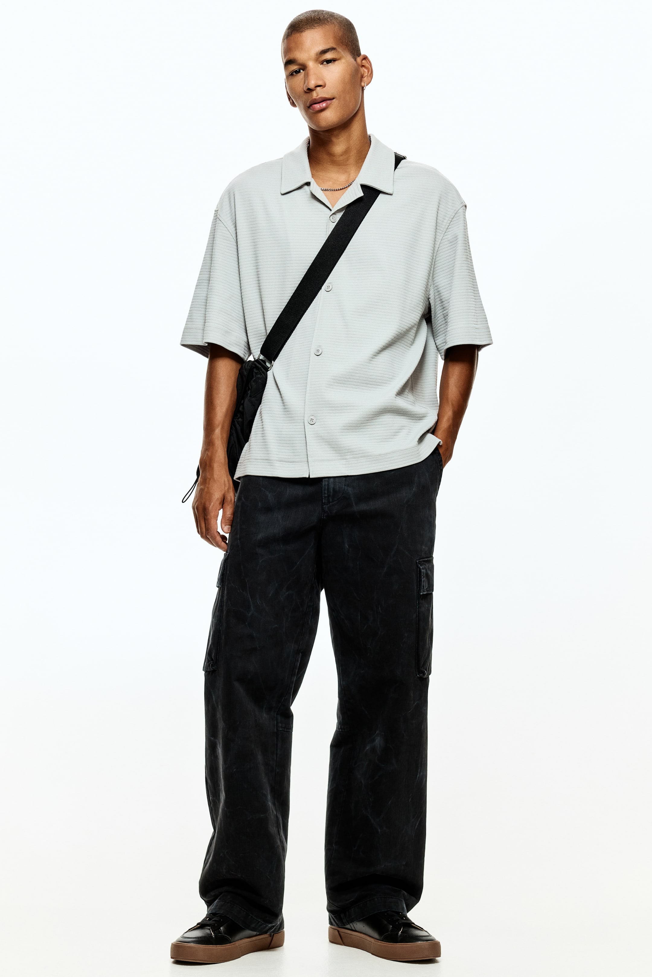 View larger image: Loose-Fit Shirt - Light gray - Men | H&M US 3