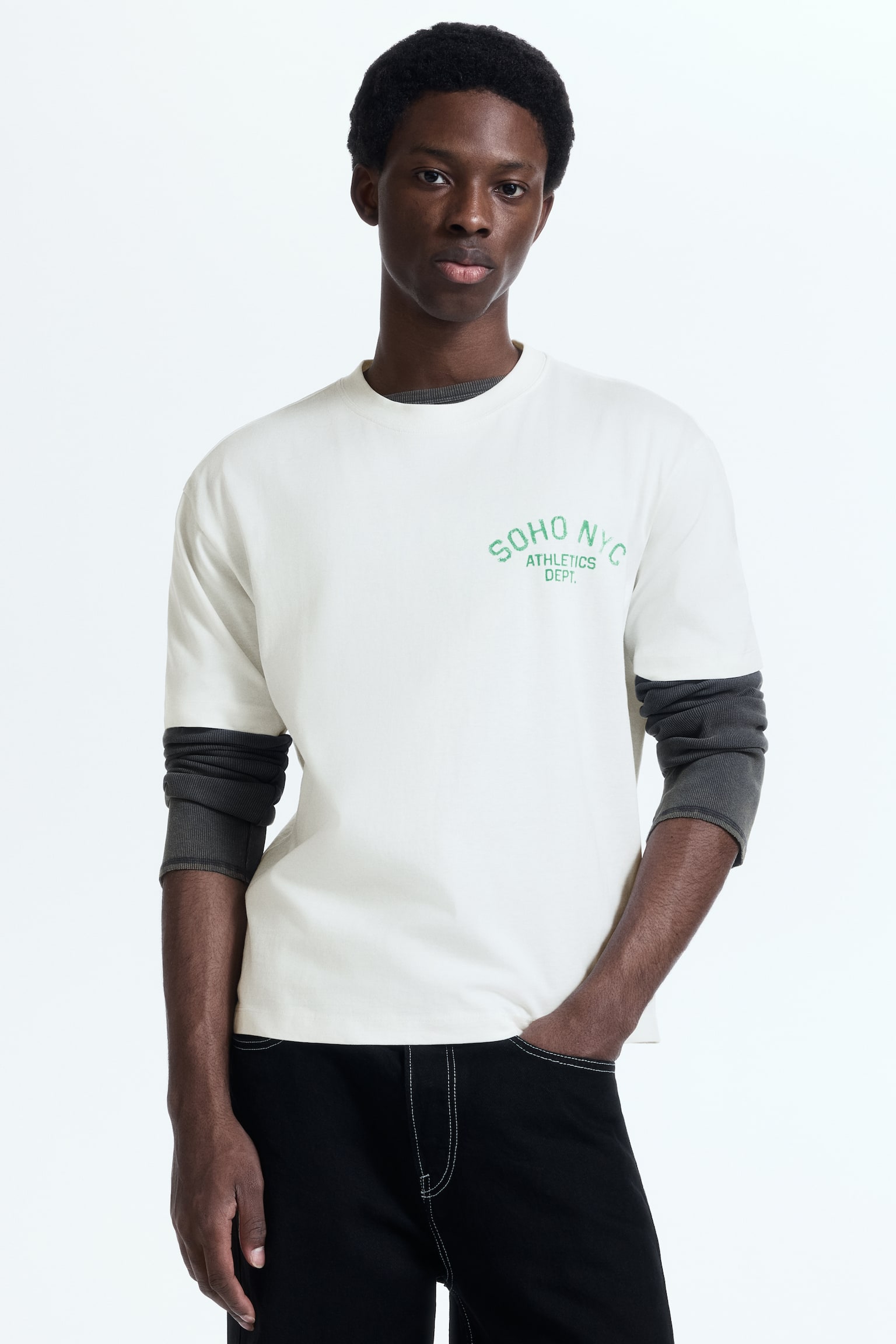 טישירט עם הדפס Loose Fit - לבן/Soho/אפור בהיר מלאנז'/Newport/כחול כהה/New York City/סגול/NYC/בז'/Run Wild/שחור/Golden Sunset/לבן/SoHo - 1