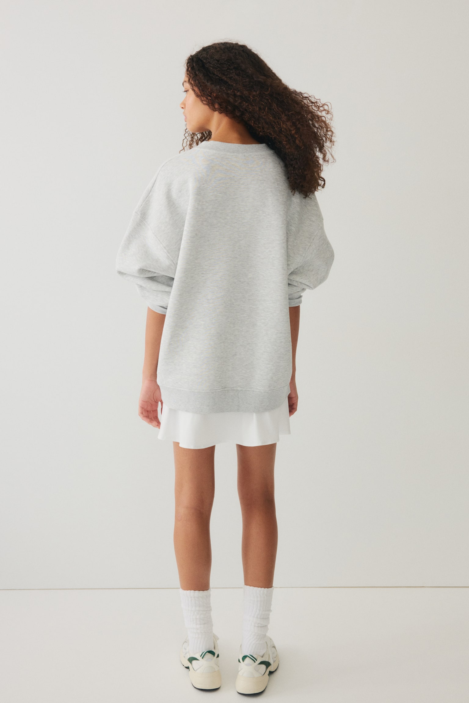 Oversized V-neck sweatshirt - Grey marl/Tennis Equipe/Dark grey/Long beach/Dusty green/A.T.H.L - 6