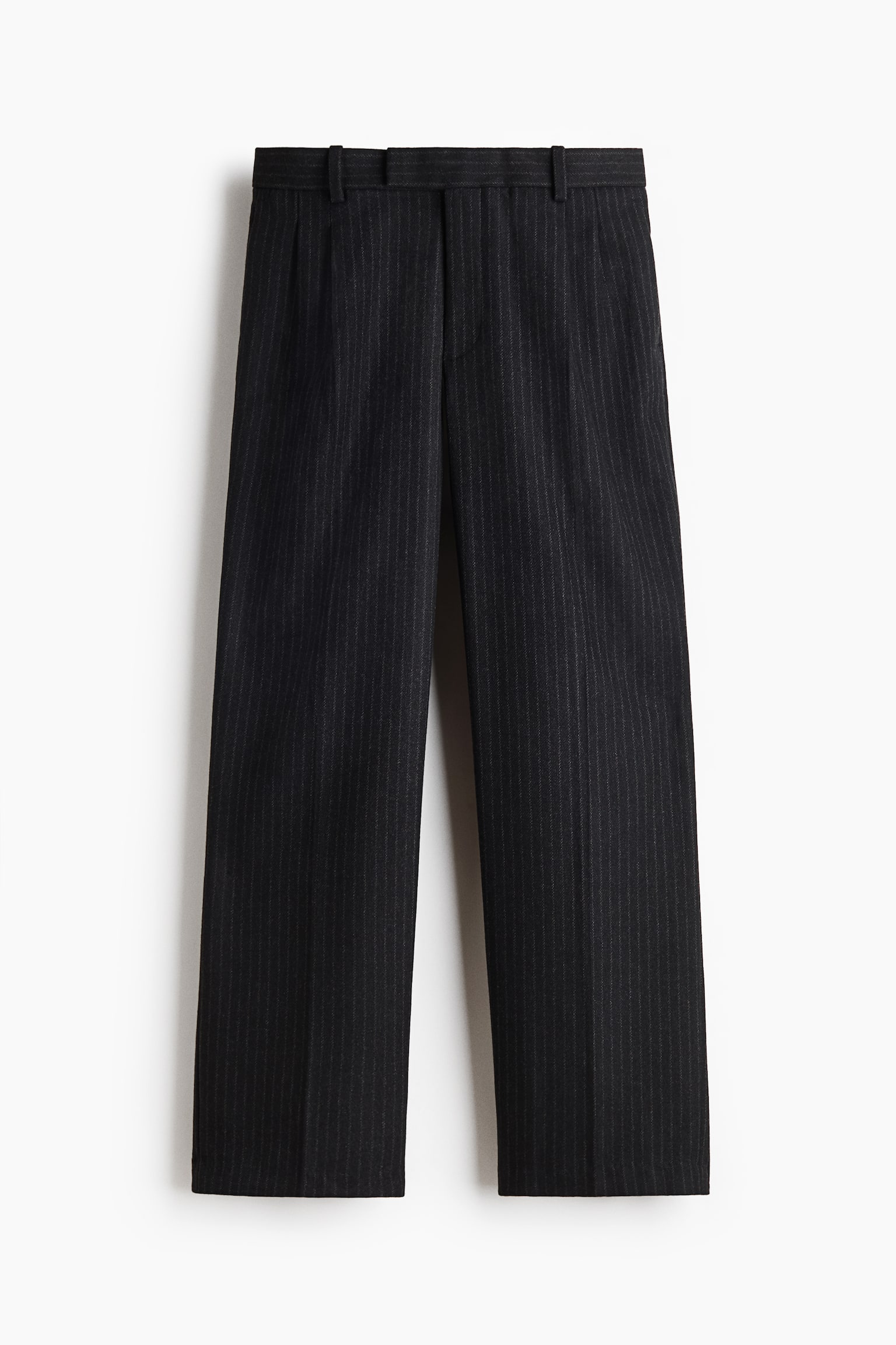 Мужские брюки H&M Relaxed Fit Pleated tailored, цвет: Чёрный — фото 1