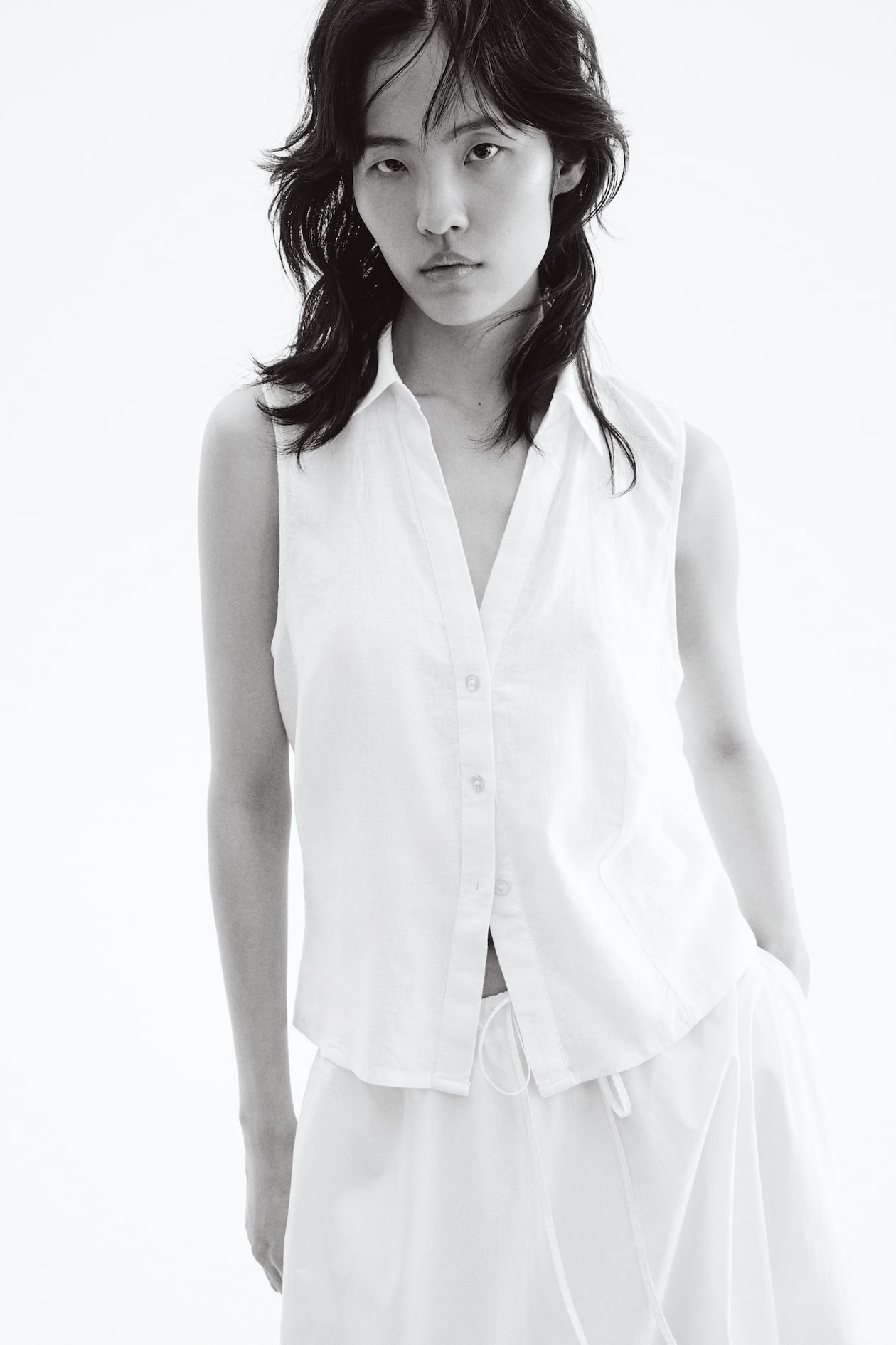 Linen-Blend Sleeveless Shirt