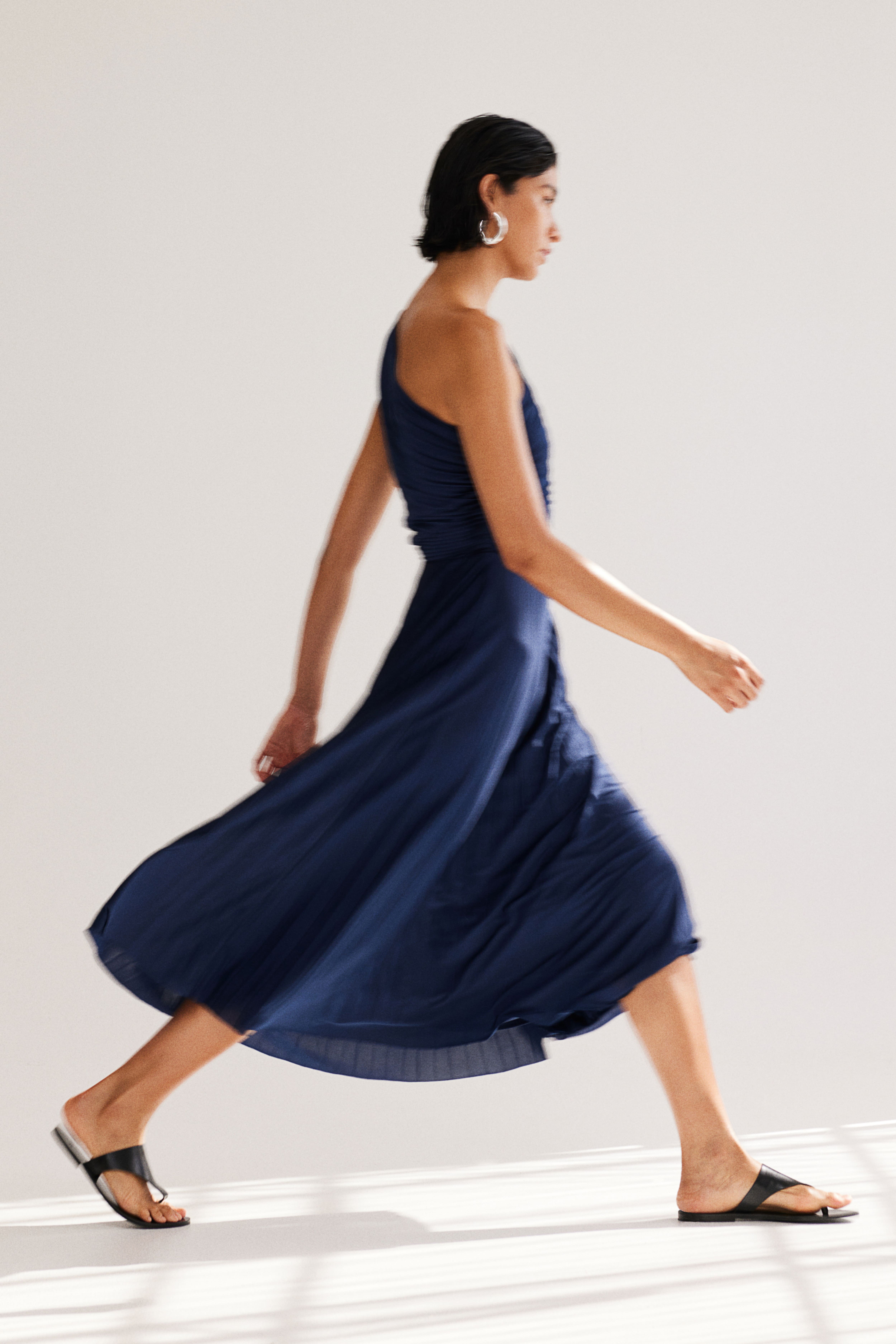 Pleated One shoulder Dress