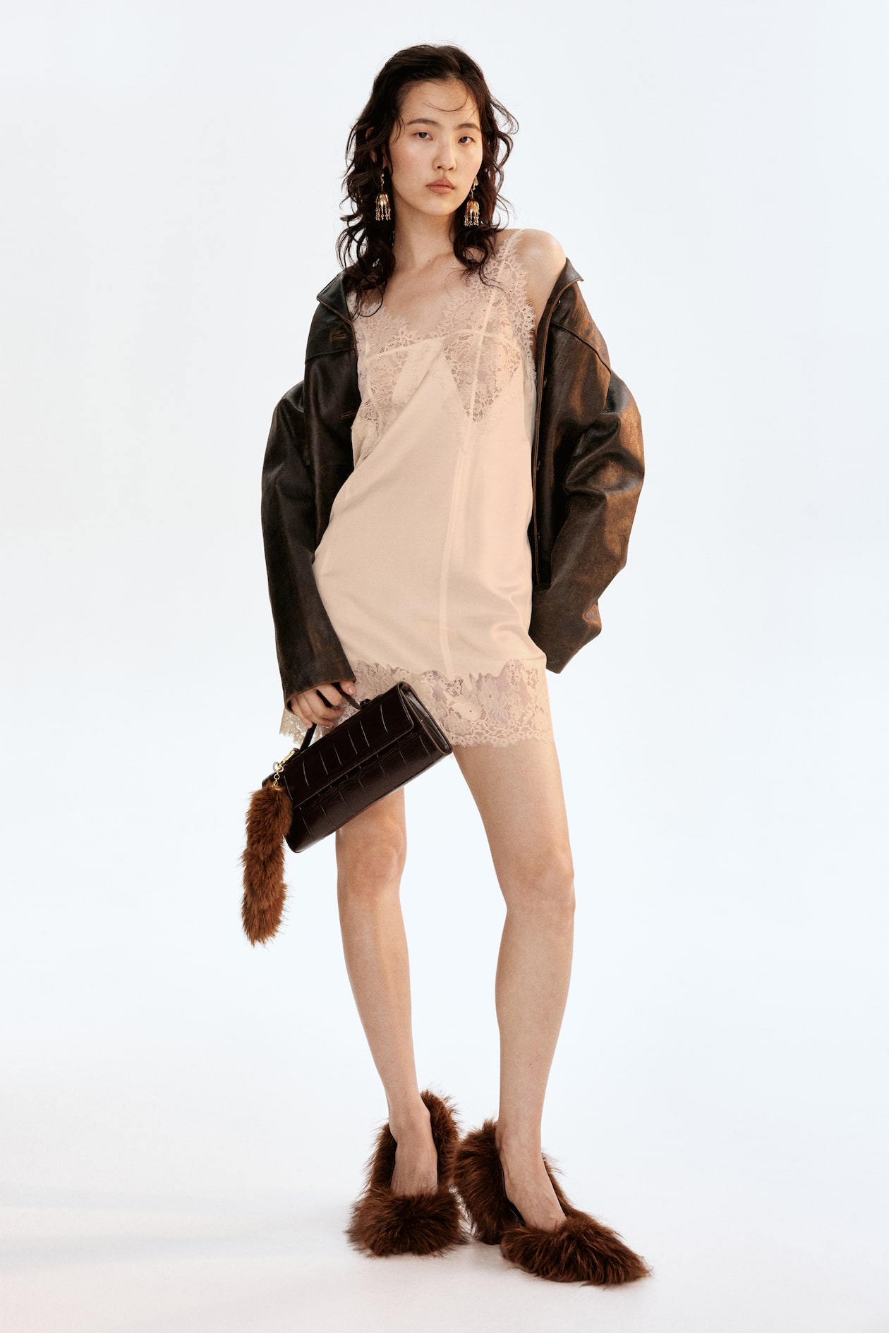 Lace-trimmed satin dress - Light beige - Ladies | H&M GB