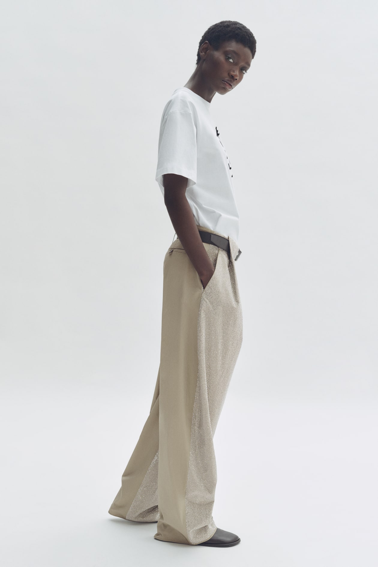 Embellished Barrel-Leg Pants - image 4