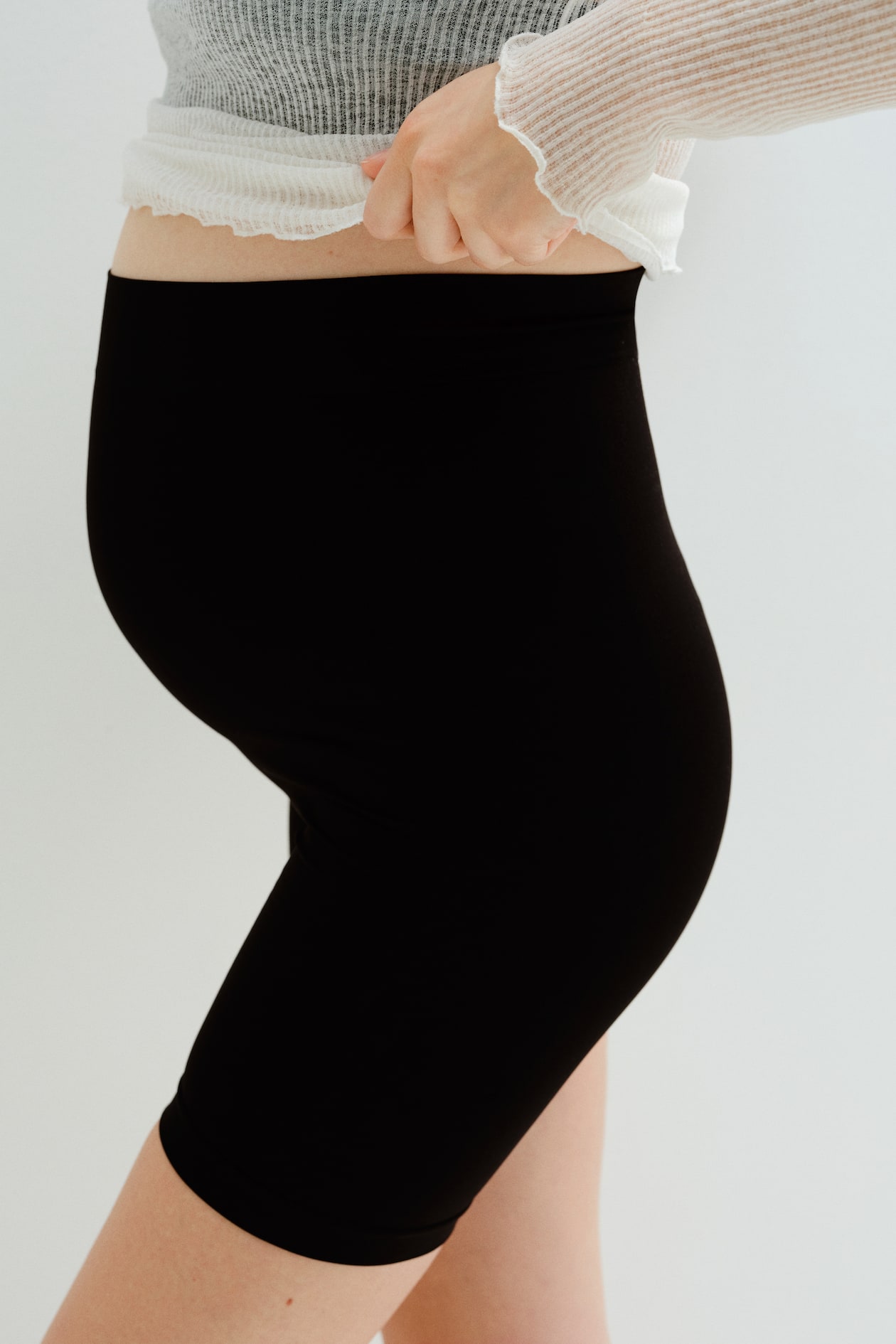 MAMA 2-pack Seamless Hot Pants - image 2