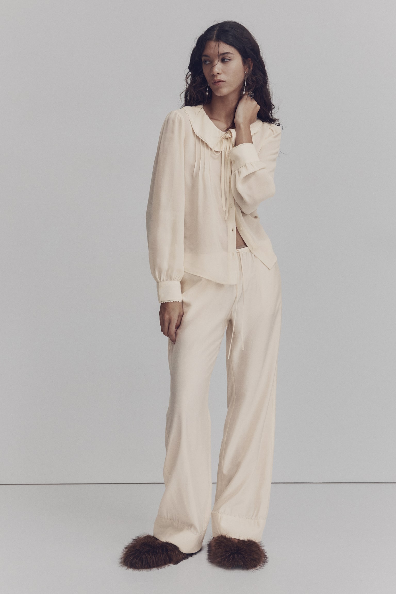 Drawstring trousers - Cream/Black - 2