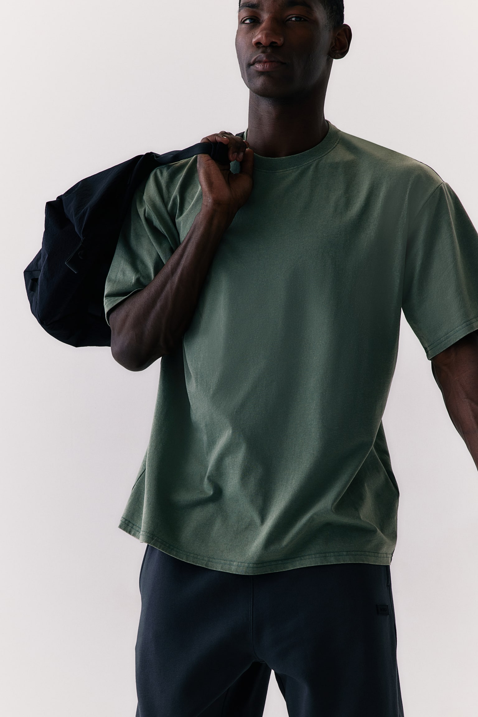 Loose Fit Activewear Tee In DryMove™ - Khaki green/Black/Marbled/Black/Paris/White/Paris/Black/Pattern/White/More Gains/Black/Worn out/White/Slice It/Black/Tennis ball/Black/Khaki green/Training/Black/Training/White/Black - 7