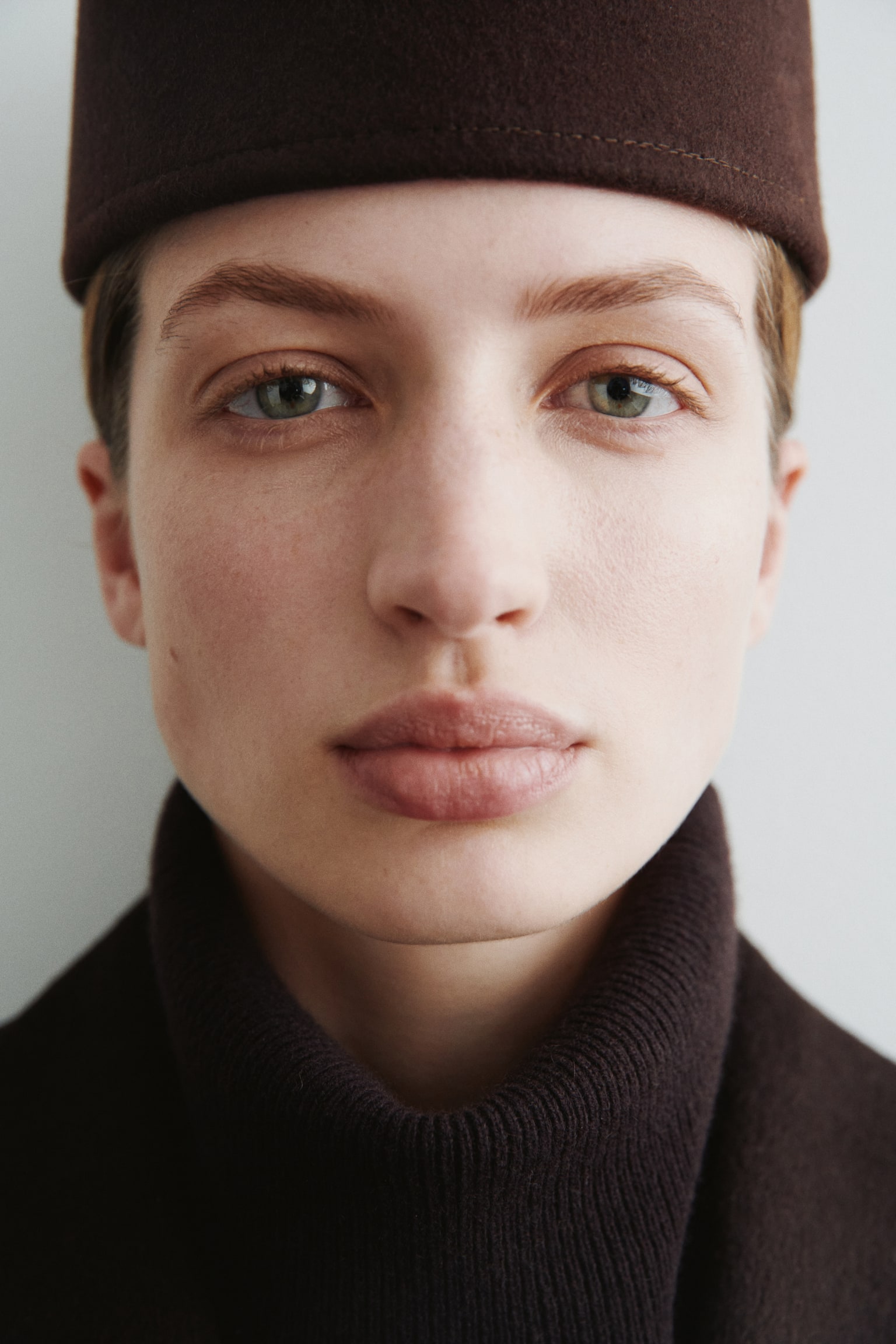 Wool hat - Dark brown/Black - 1