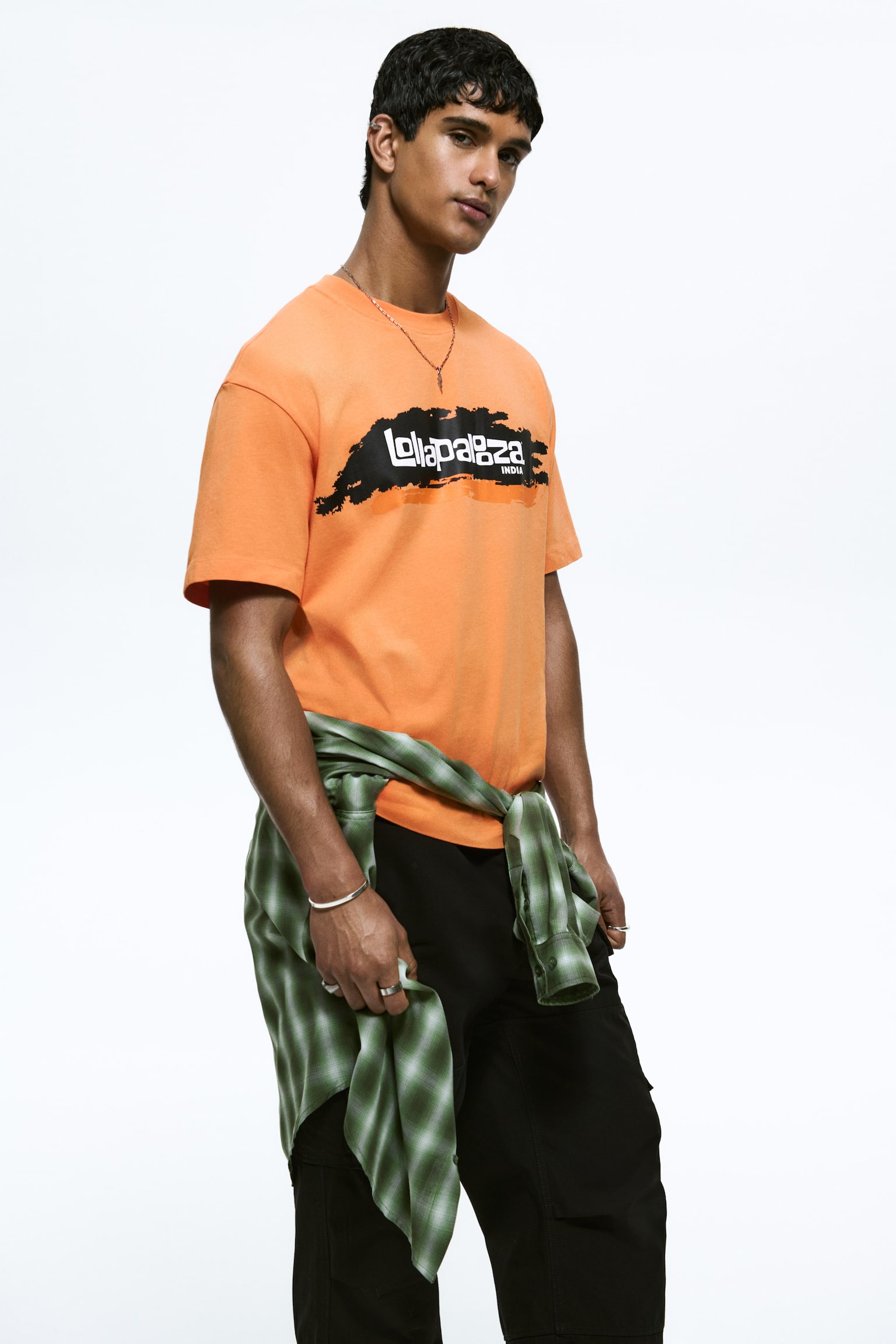 Loose Fit Printed T-shirt - Orange/Lollapalooza India/Black/Lollapalooza India/Purple/Lollapalooza - 3