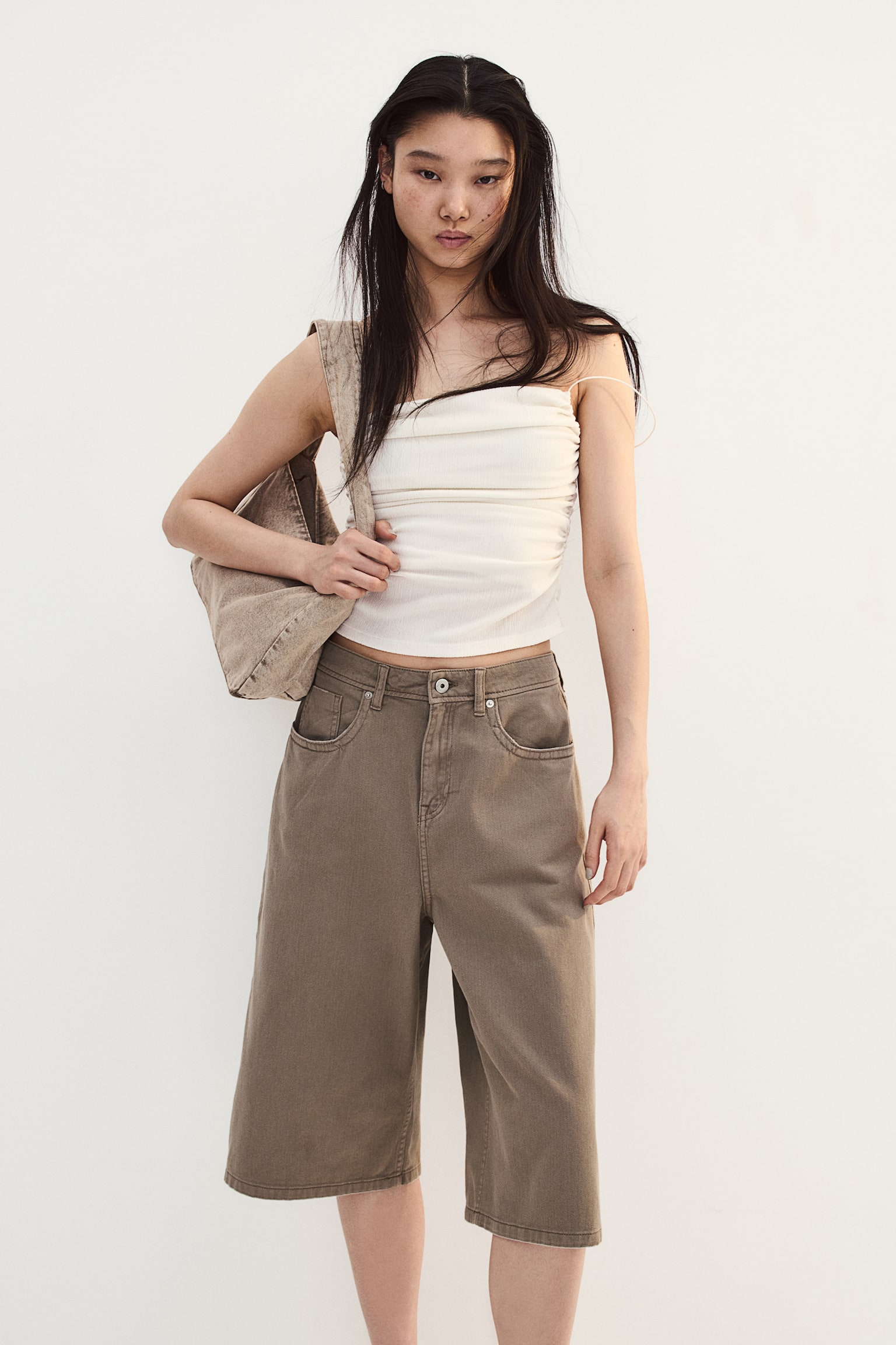 Knee Length Twill Shorts - Greige/Cream/Black - 1