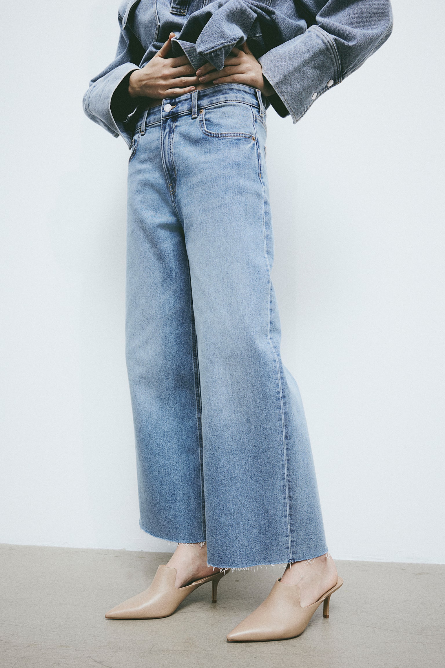 Wide High Ankle Jeans - Light denim blue/Denim blue/White/Dark denim grey - 3