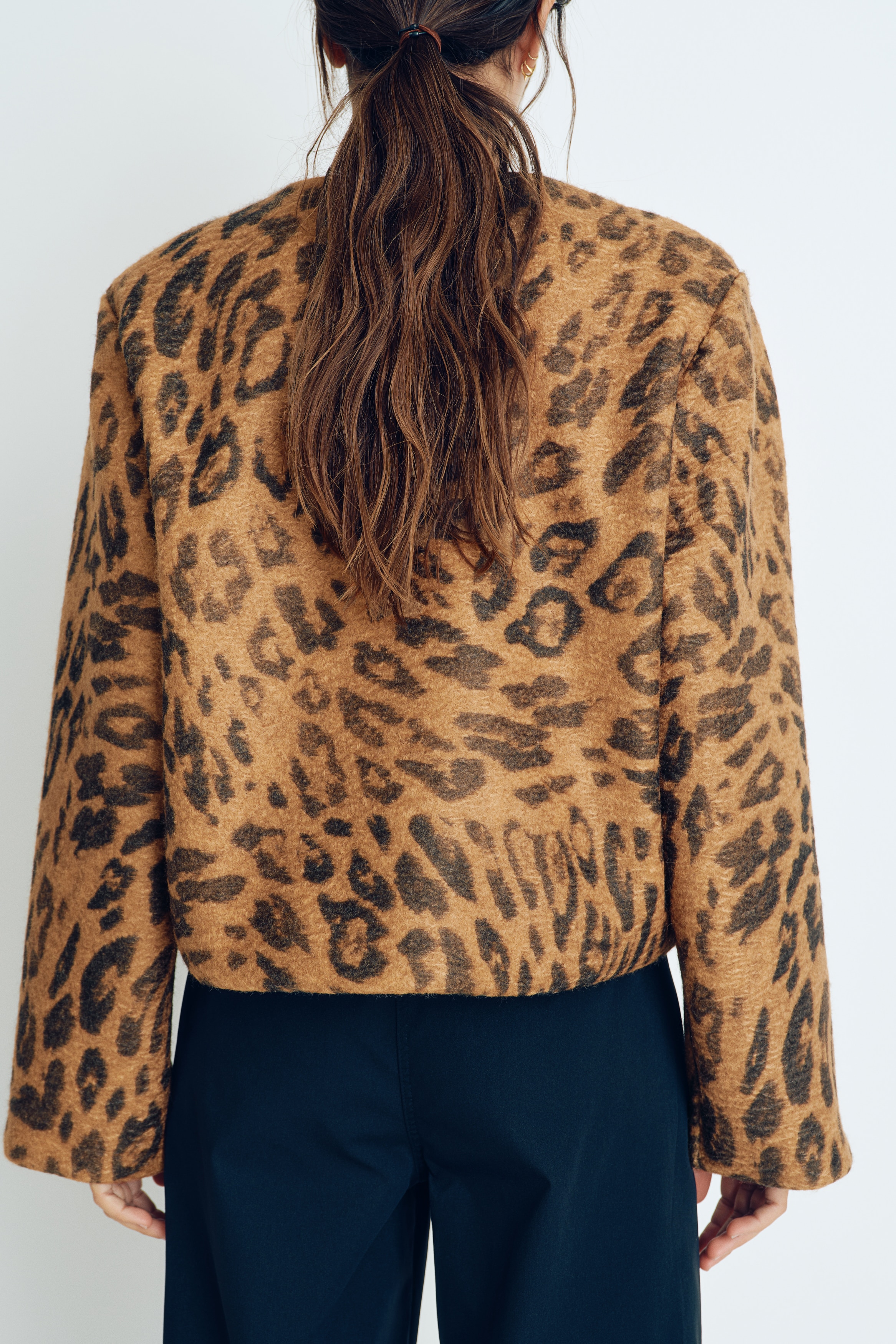 ちゃた　　マークアンドロナ　ベージュ　ニットジャケット　Ｍ　美品 ニットジャケット - ダークベージュ／レオパードプリント