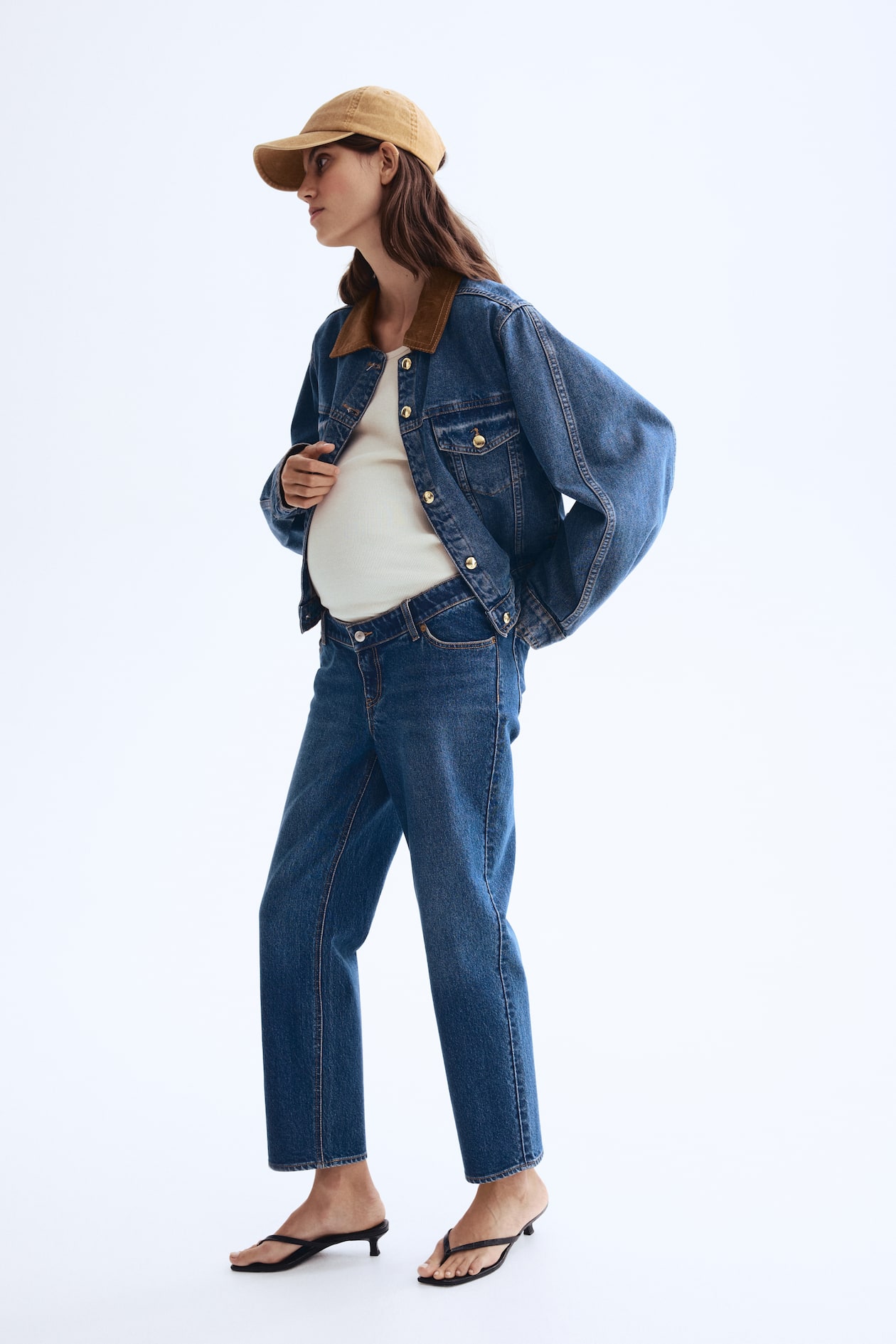 MAMA Before & After Straight Low Ankle Jeans - image 3