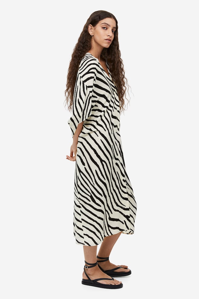 Oversized kaftan dress - Natural white/Zebra print/Orange/Patterned/Black/Black/Ombre - 5
