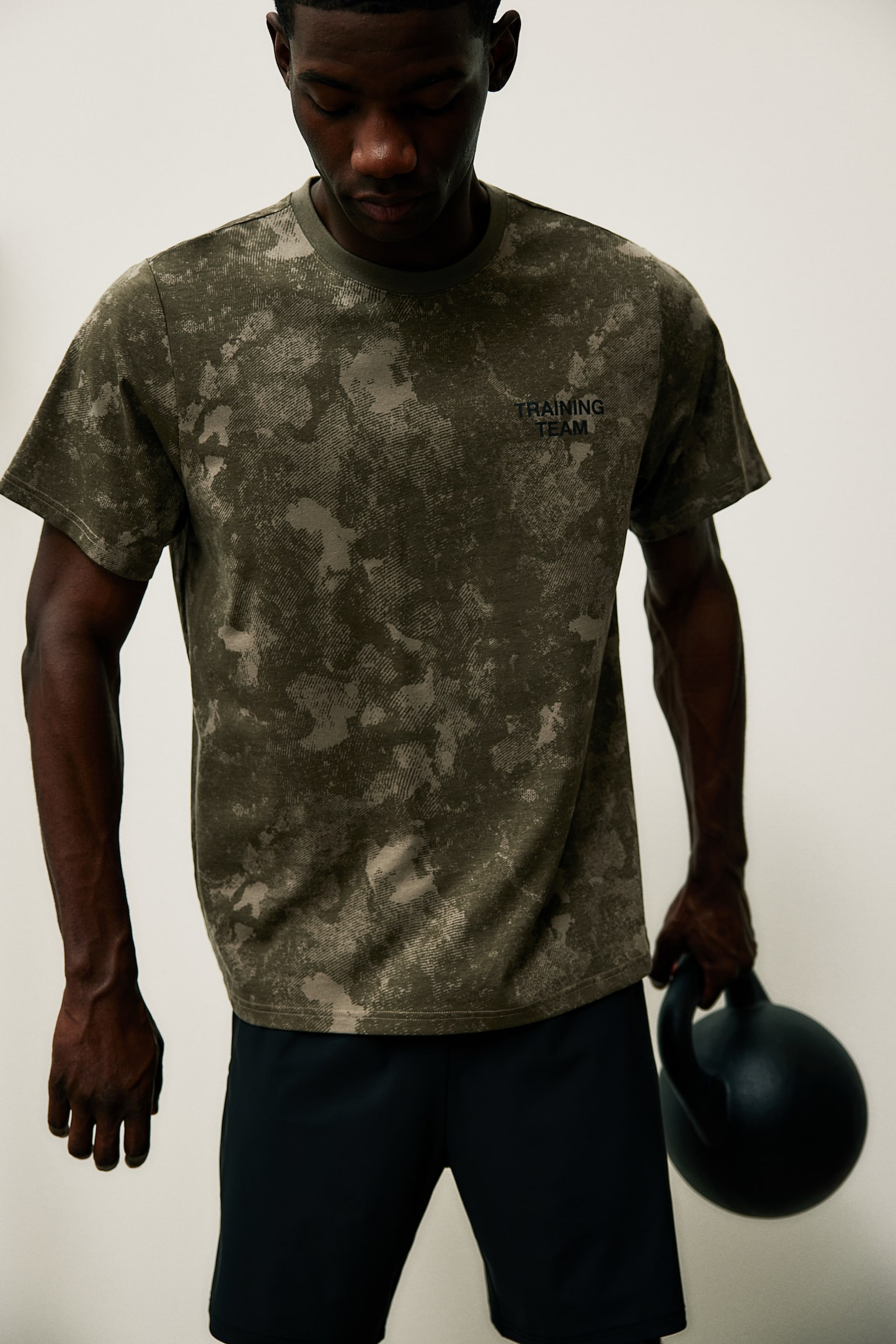 Regular Fit Sports top in DryMove™ - Khaki green/Patterned/Blue/Black/Dark green/Patterned/White/Team Training/White/White/Training Team/Black/Training Team - 7