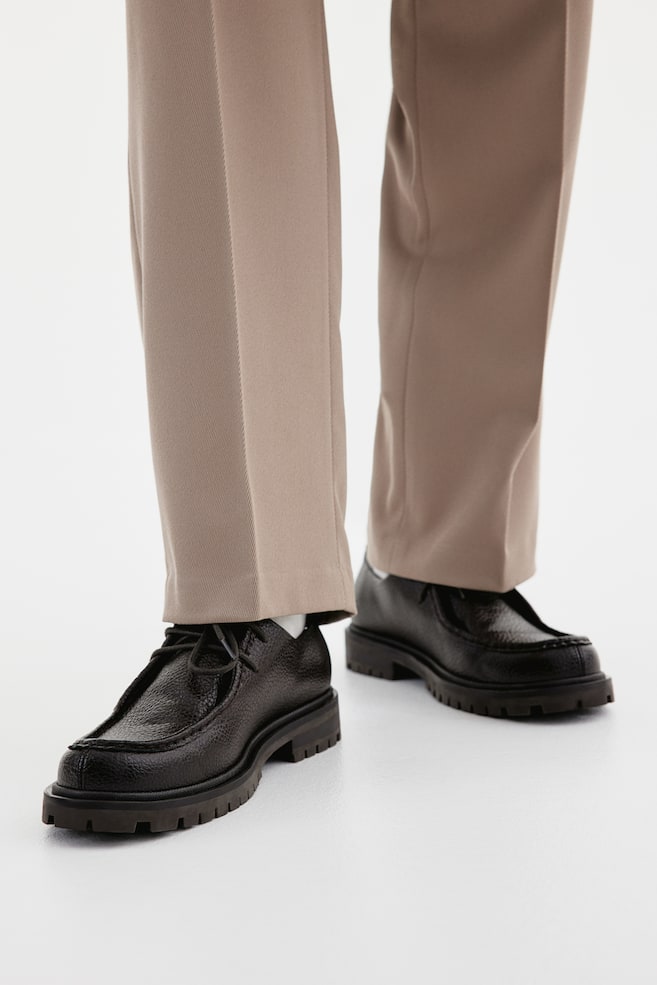 Chaussures avec couture mocassin - Marron foncé/Noir - 3