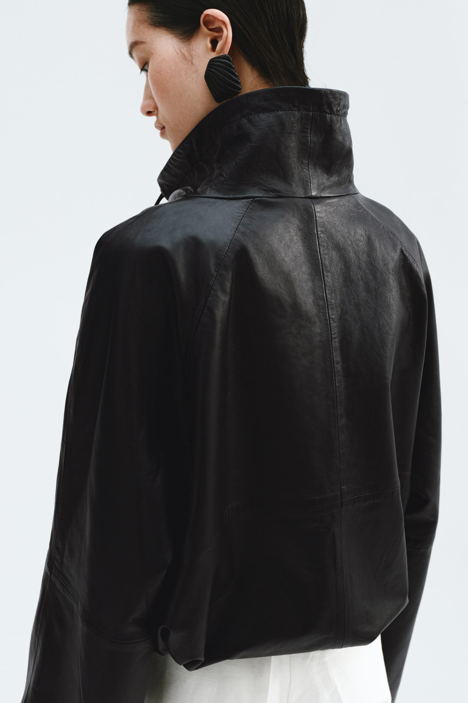 Oversized leather anorak - Black - 8