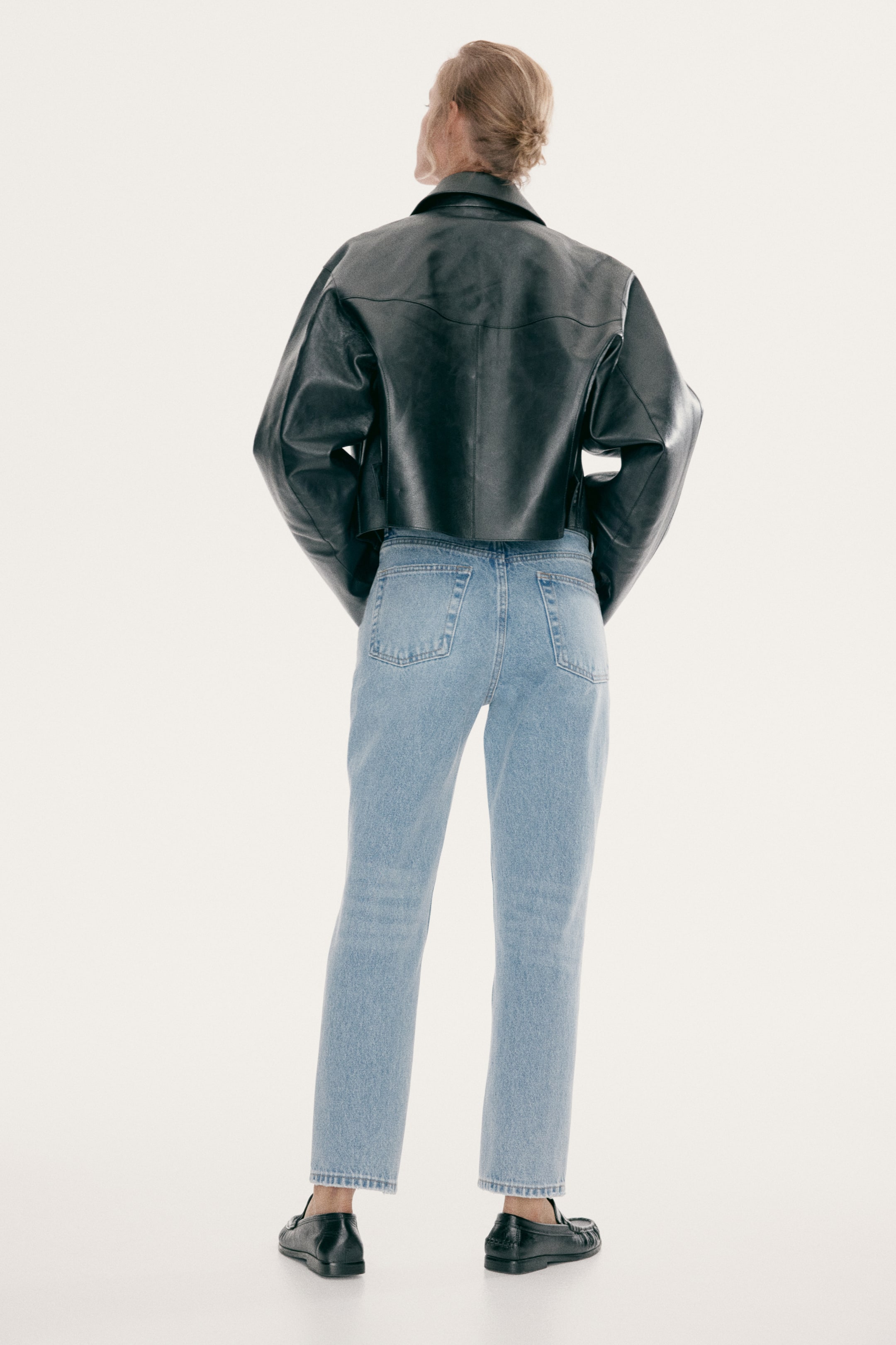 Slim Straight High-Waist Ankle Jeans