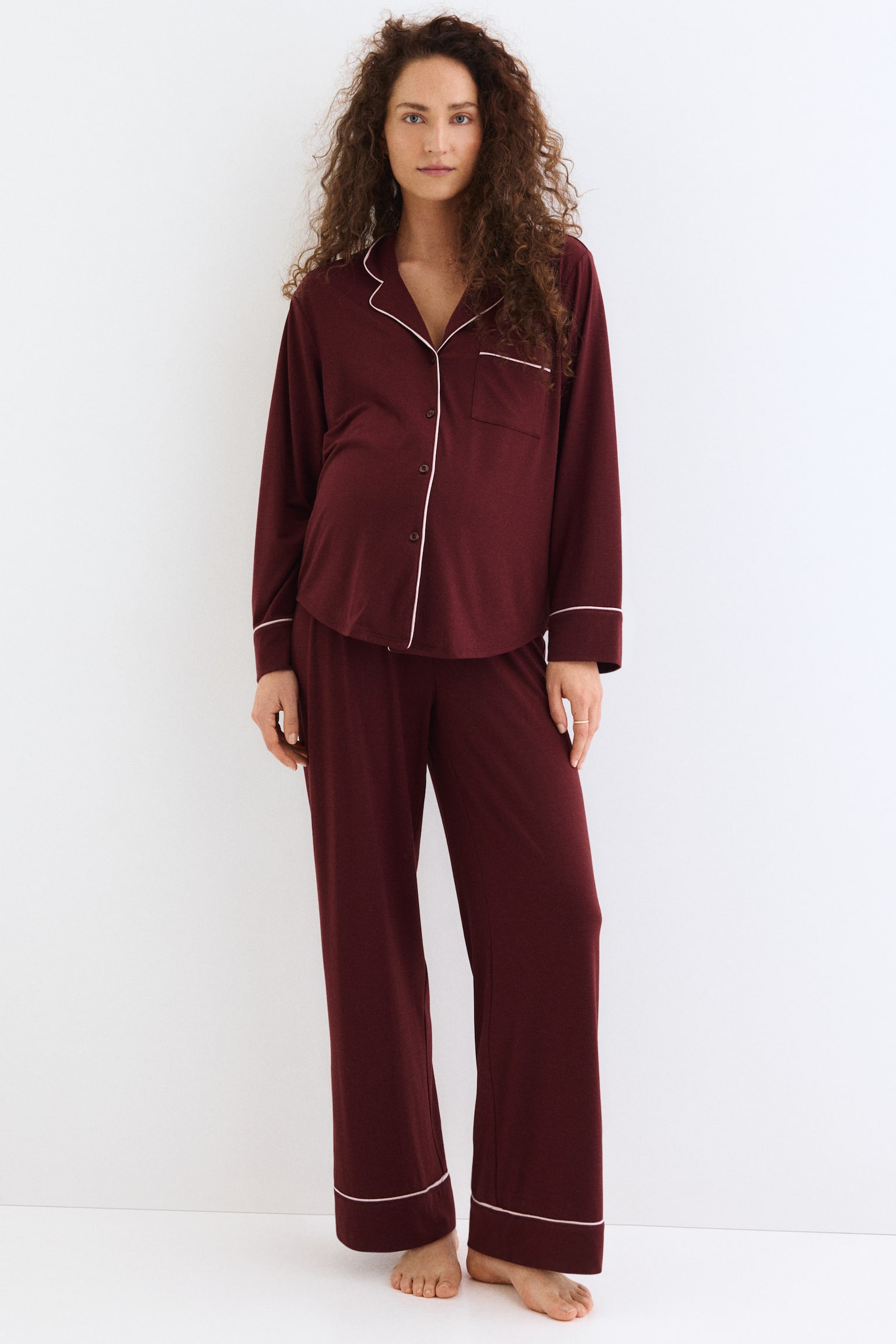 MAMA Pyjamas med passpoaler - Vinröd/Svart/Ljus khakigrön - 5