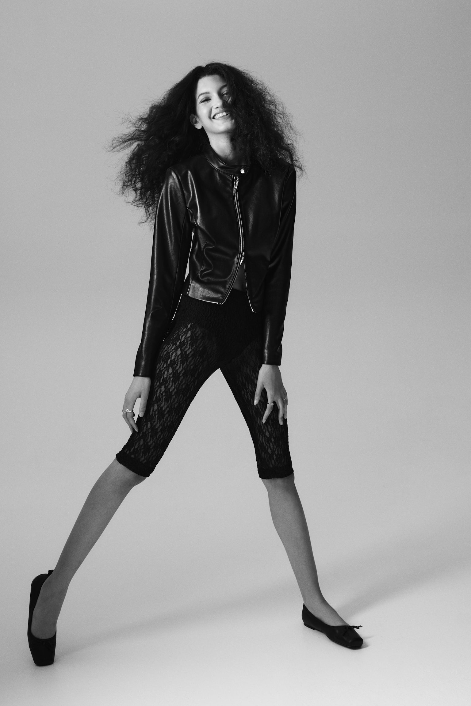 Женская куртка H&M Biker with Zipper, цвет: Чёрный — фото 4