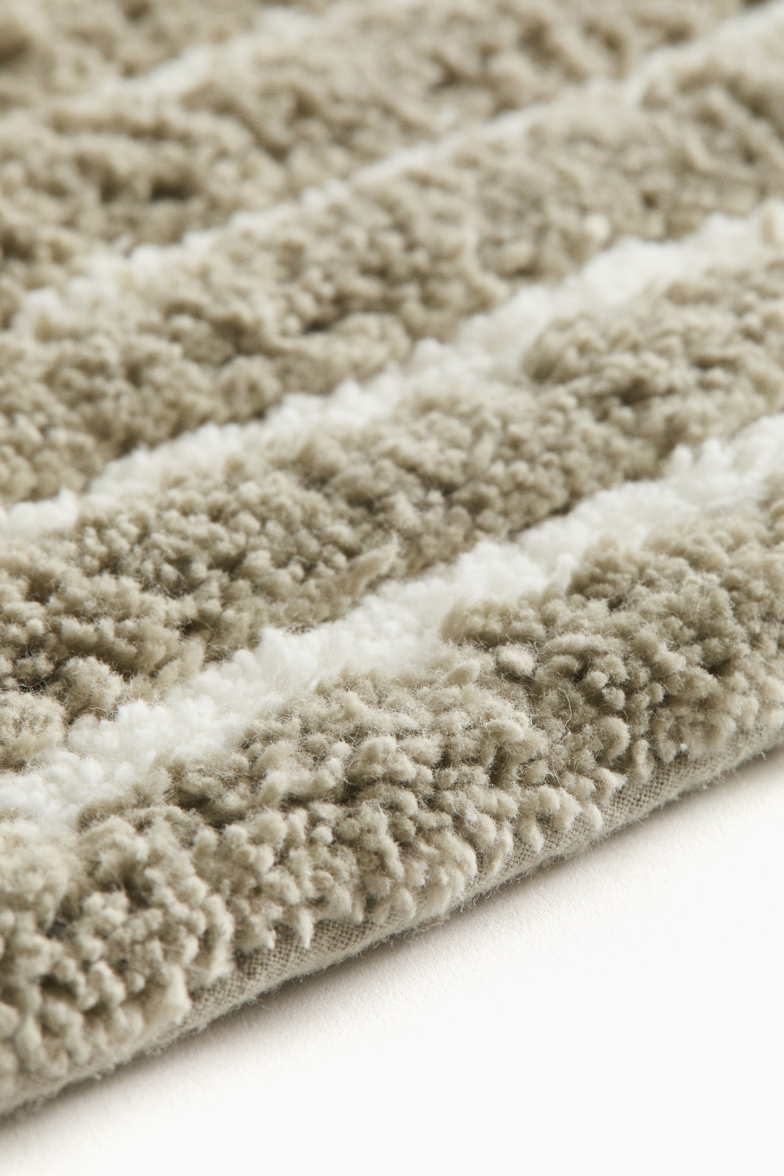 Tufted cotton bath mat - Light khaki green/Striped/Powder pink/Striped/Light beige/Striped - 2