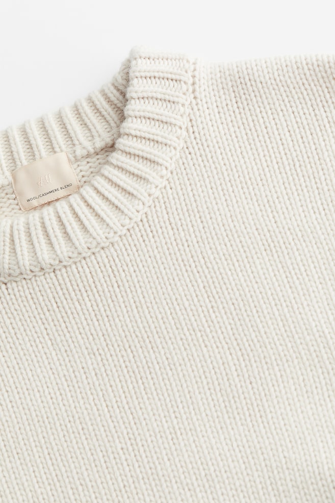 Oversized cashmere-blend jumper - Natural white - 7