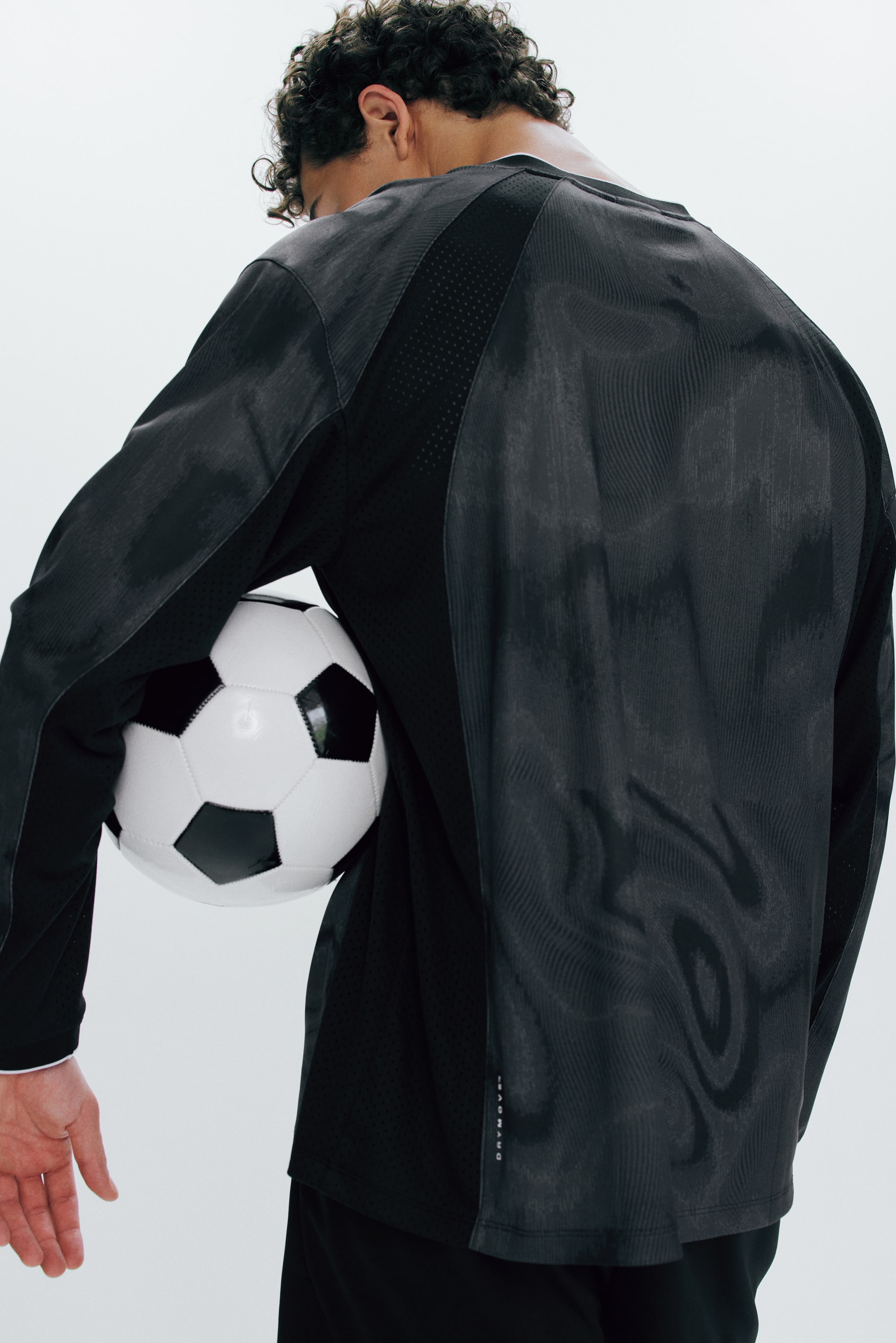 Loose-Fit Soccer Jersey with DryMove™