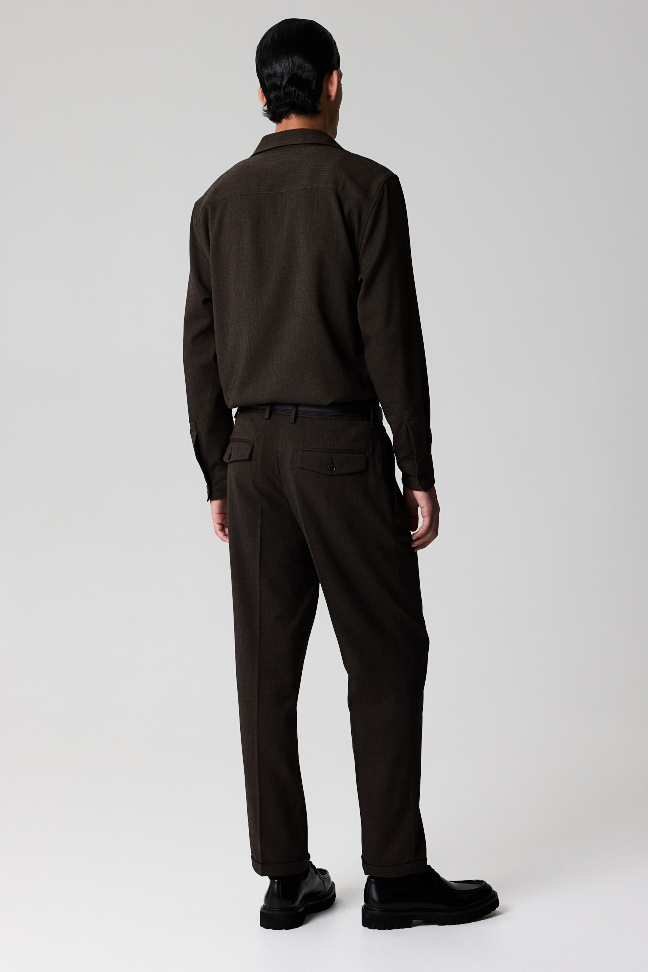 Regular Fit Tailored trousers - Dark brown - Men | H&M GB 2