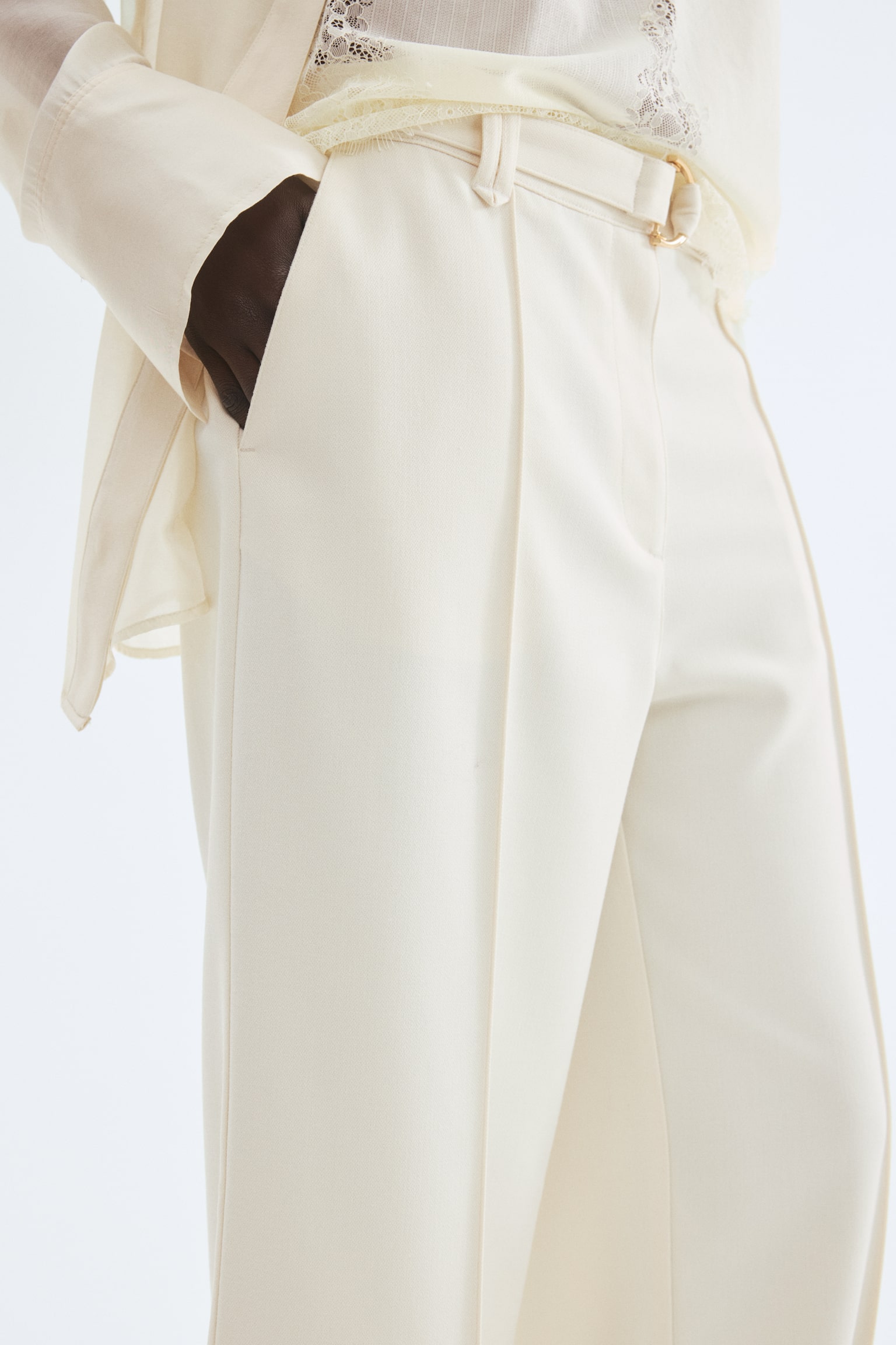 Flared belted trousers - Cream - 4