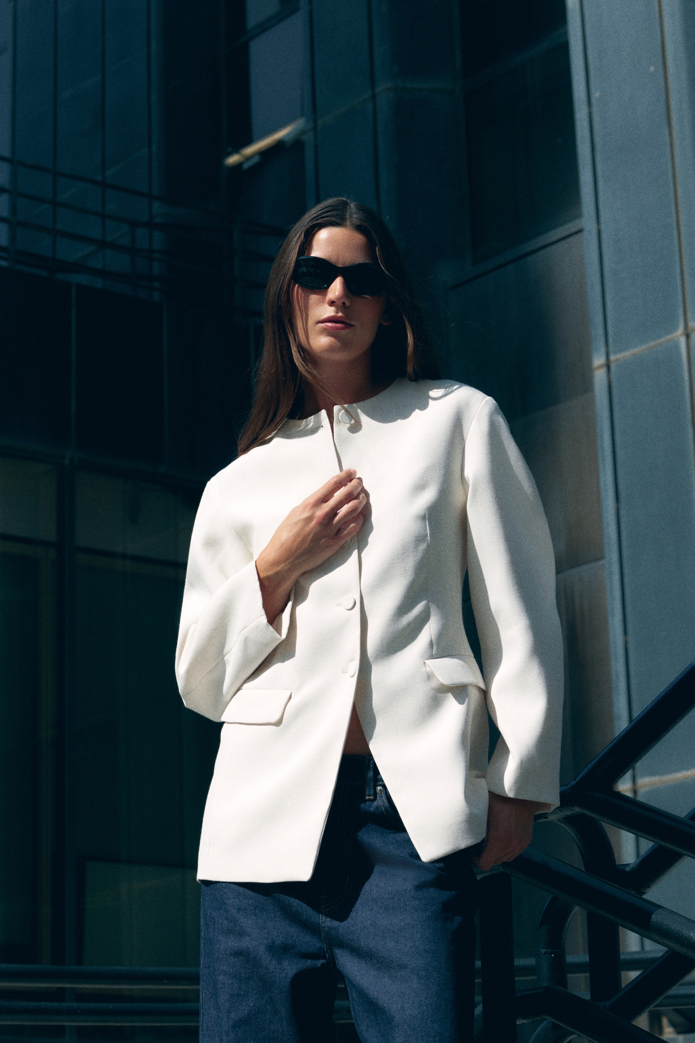 Collarless blazer