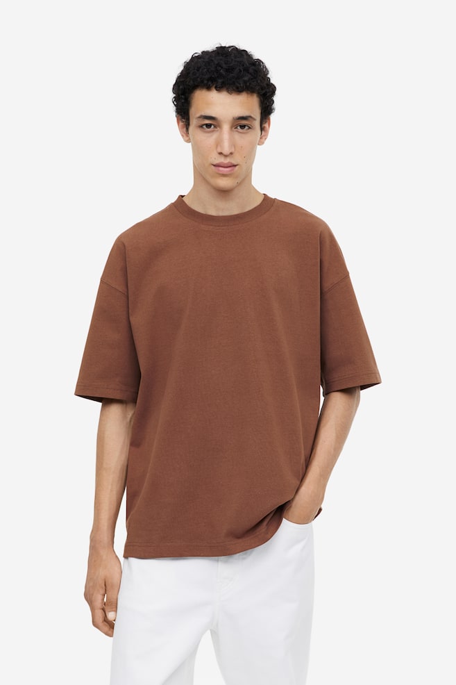 T-shirt i bomuld Oversized Fit - Brun/Sort/Offwhite/Lys beige/dc - 2
