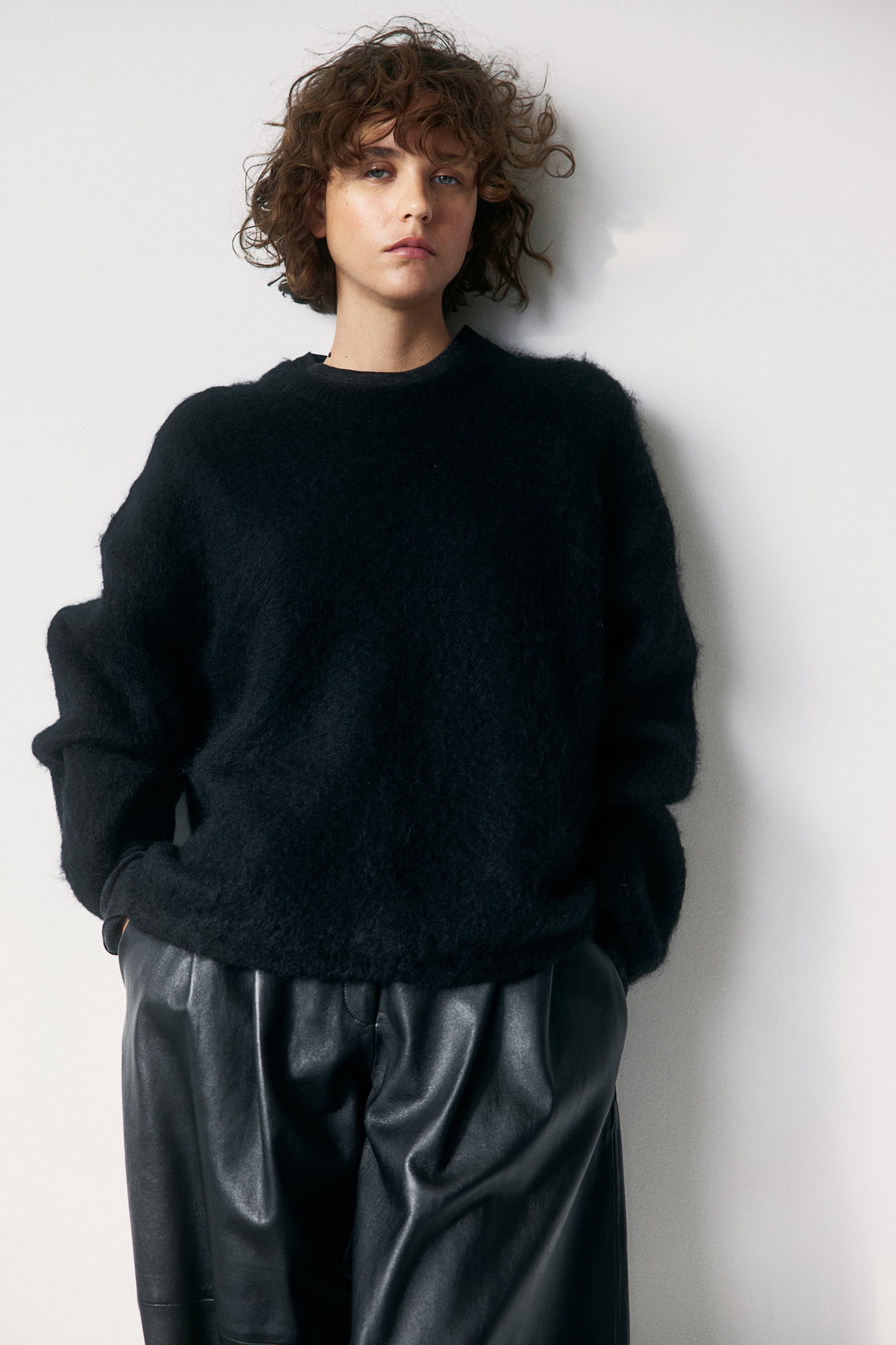 Oversized mohair-blend jumper - Black/Dark brown/White/Light grey/Dark grey/Light beige/Striped/Light pink/Beige - 8