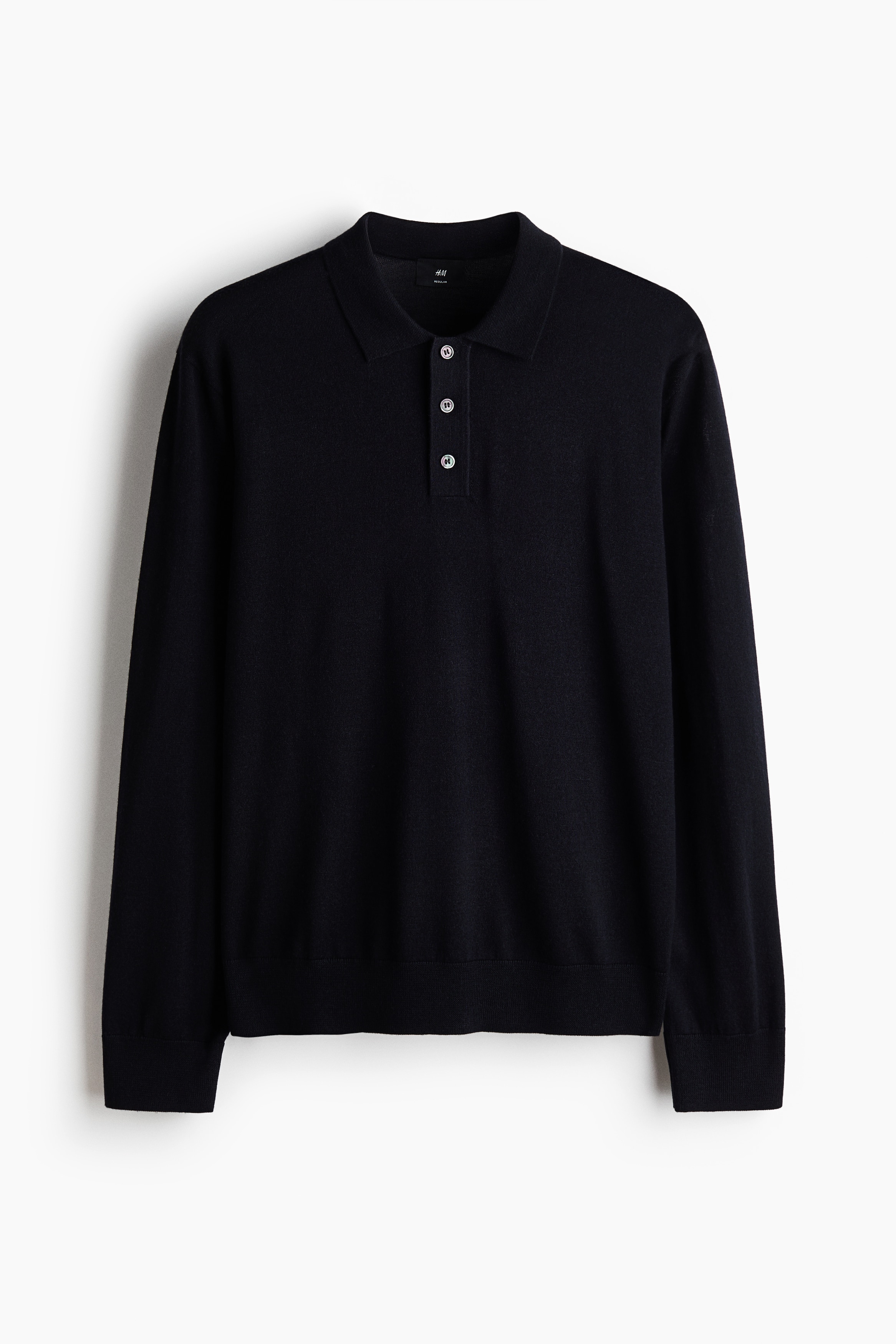 Regular Fit Merino wool polo shirtModel