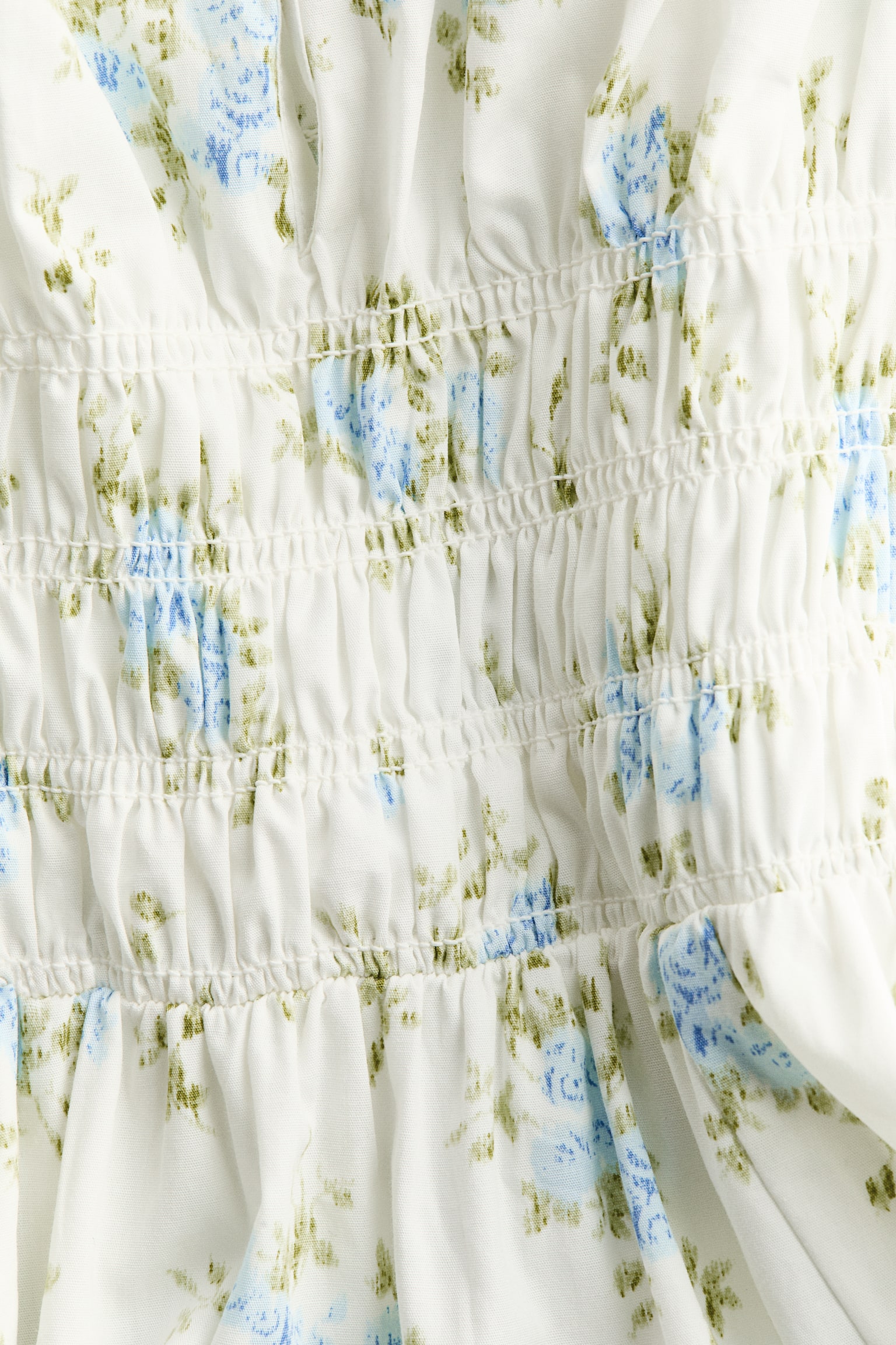 Smocked-waist dress - 5