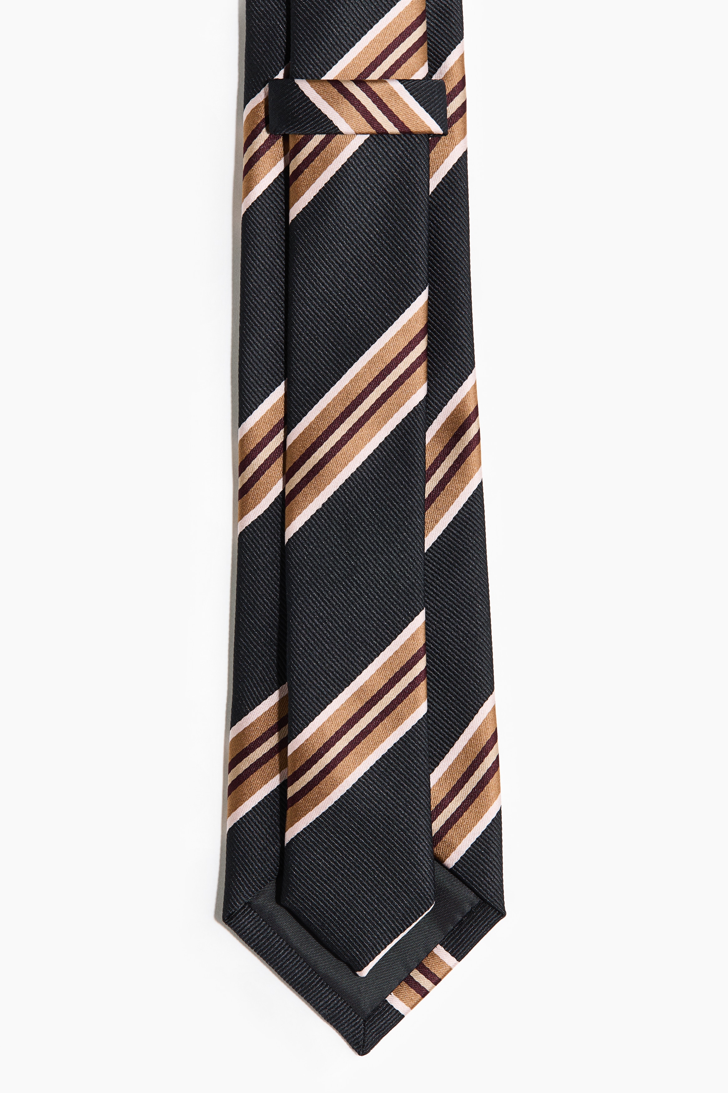 h and m ties