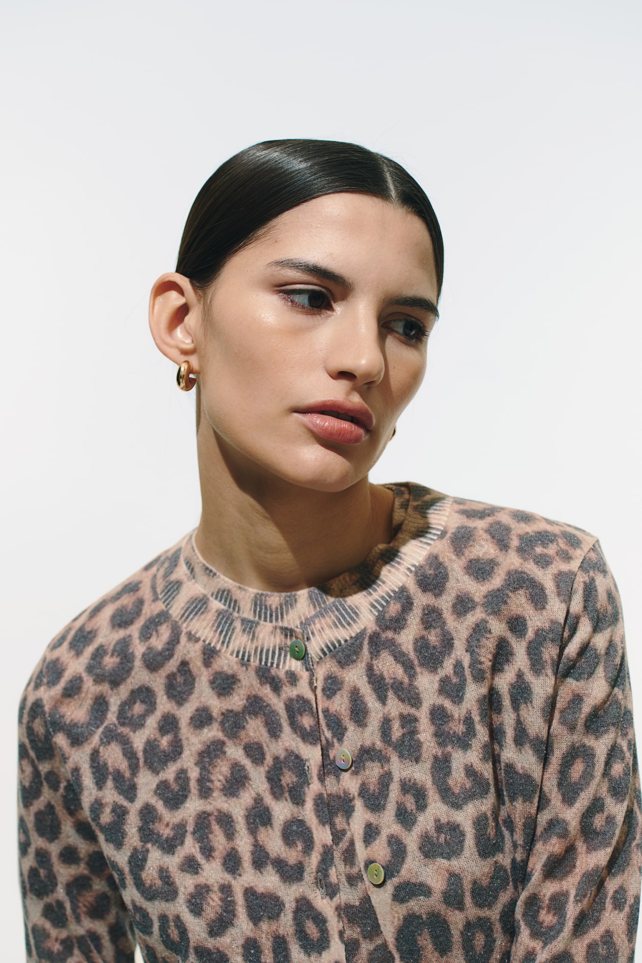 Fine Knit Cardigan Beige leopard Print Ladies H M US fine-knit-cardigan-beige-leopard-print-ladies-h-m-us