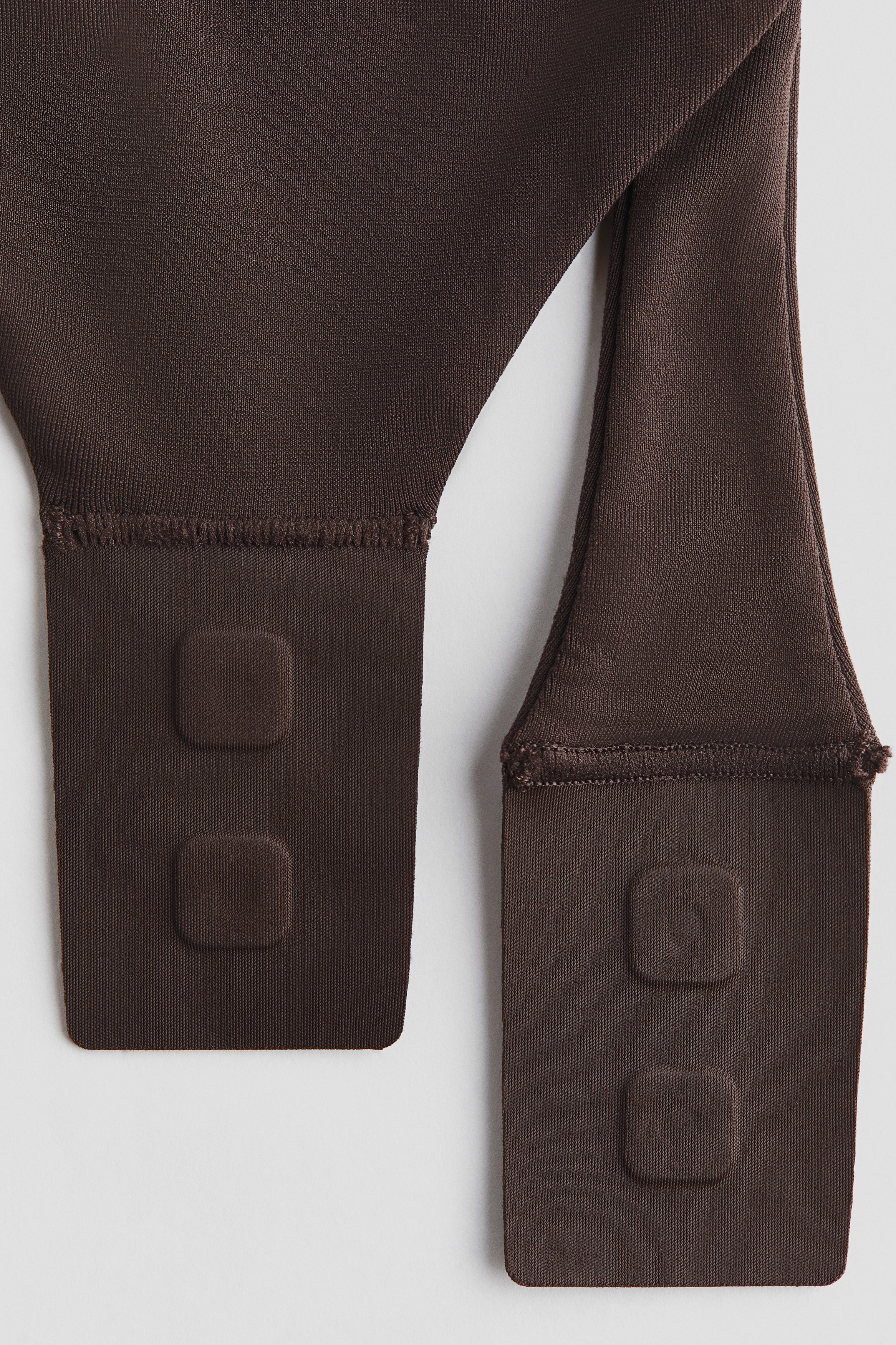Sculpting Long-sleeved thong body