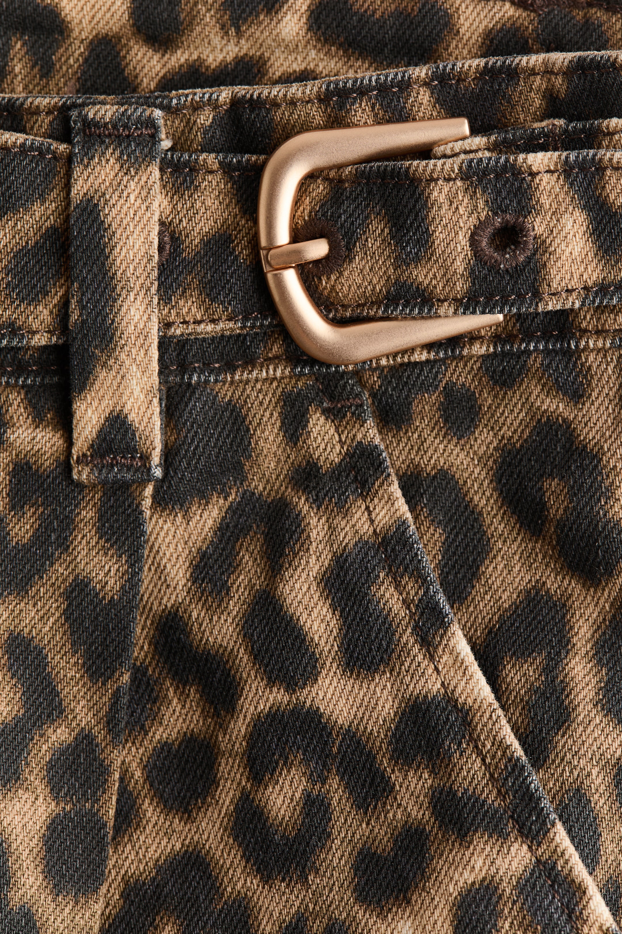 Belt-Detail Denim Pants