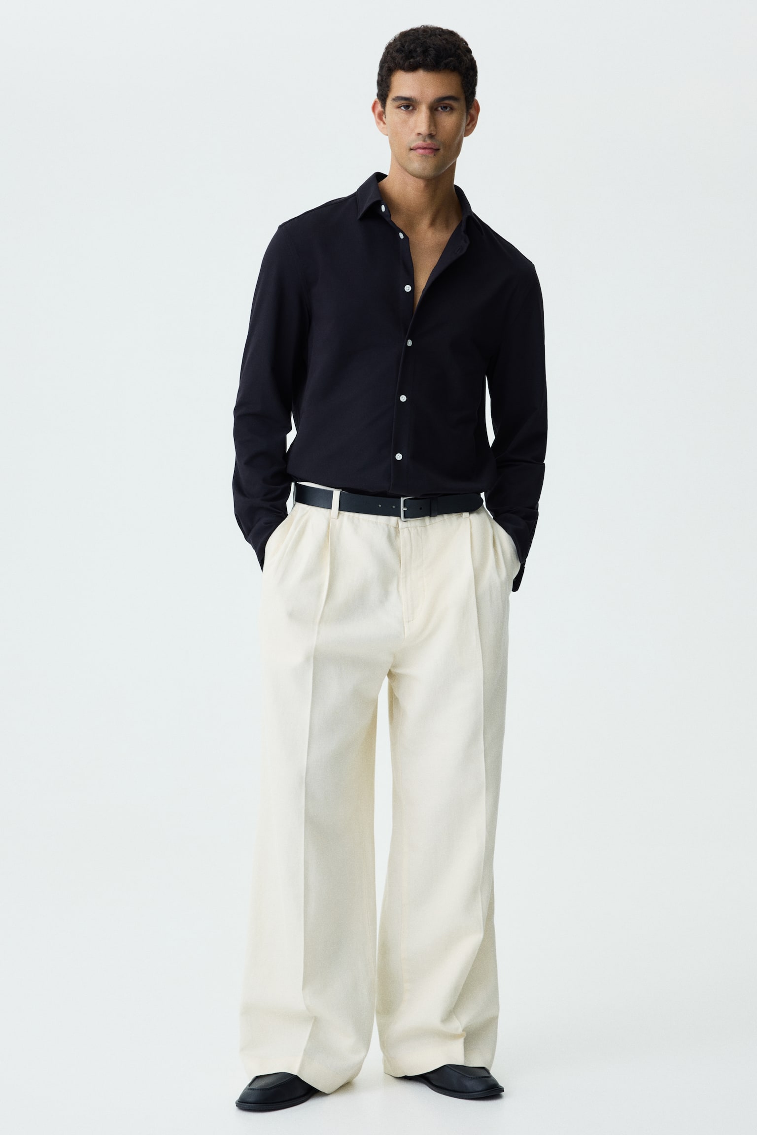 Мужская рубашка H&M Four-Way Stretch Slim-Fit, цвет: Чёрный — фото 4