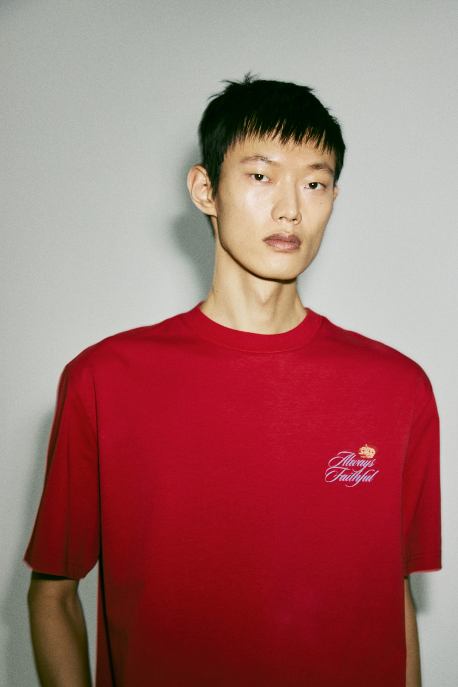 Áo thun in hình Loose Fit - Màu đỏ/Always powerful/Màu đen/Powerful/Màu be nhạt/Powerful/Màu tím/Unity - 4