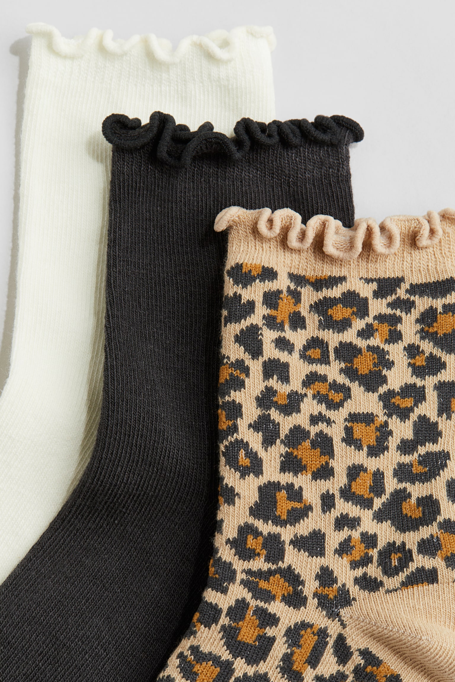 3-pack overlock-detail socks - Beige/Leopard print - 3