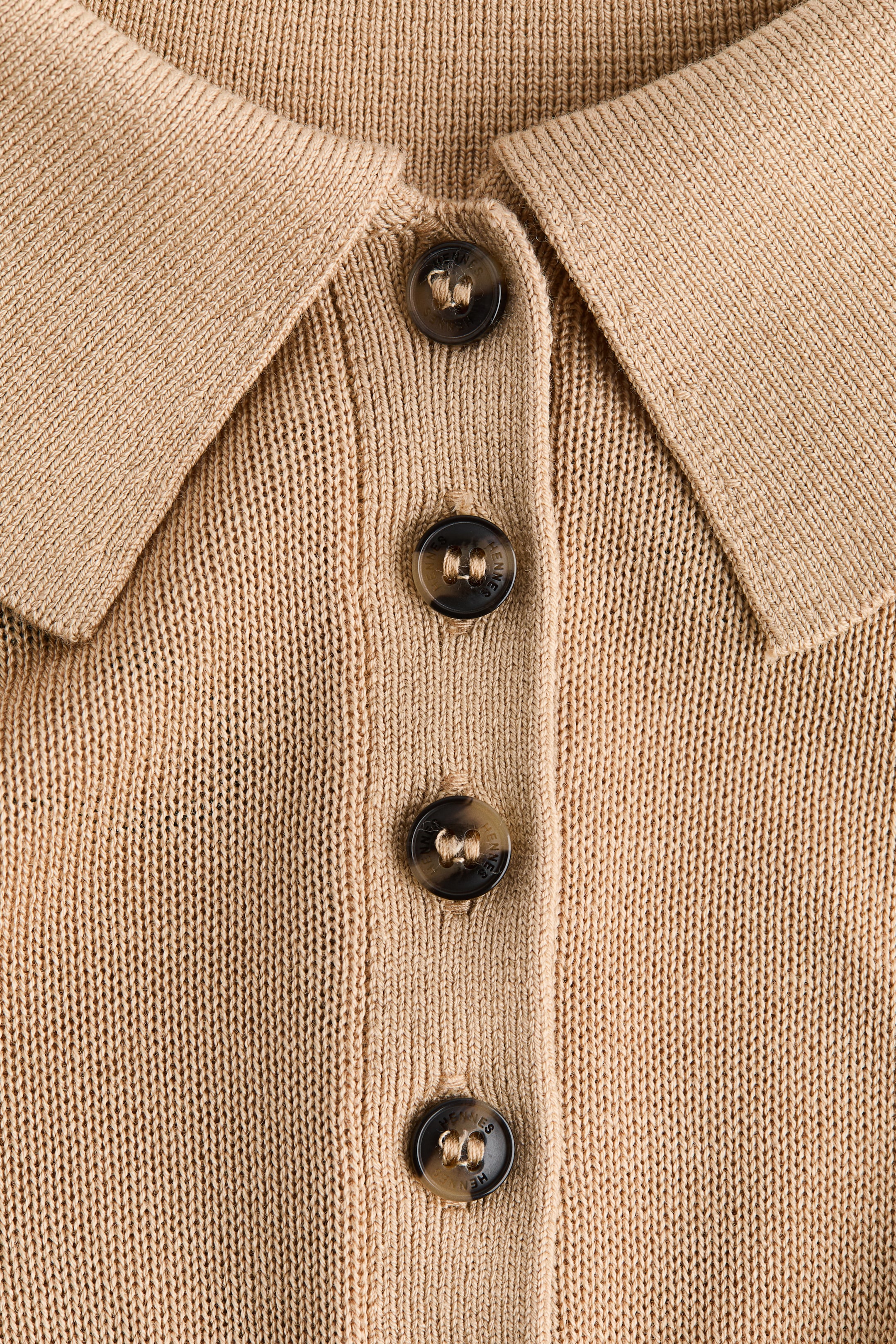 Xem ảnh lớn hơn: Áo polo dệt kim mịn - Beige - Ladies | H&M VN 5