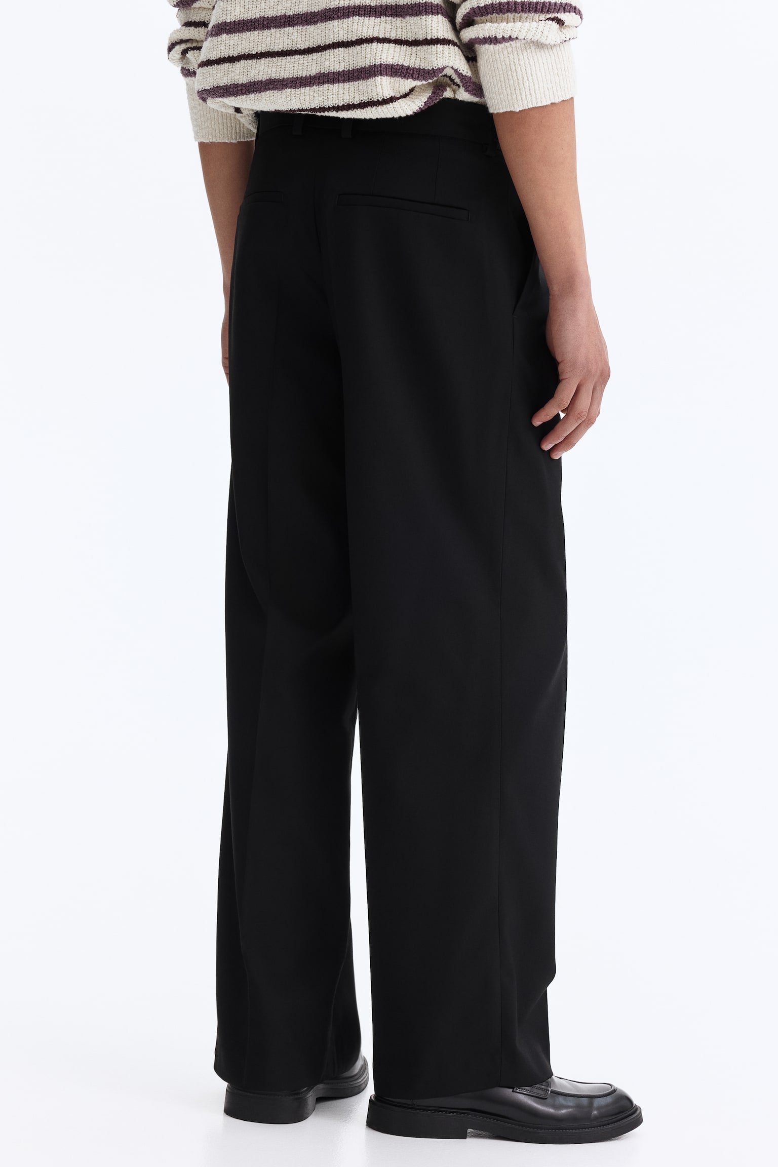 Loose Fit Tailored trousers - Black/Dark brown - 6