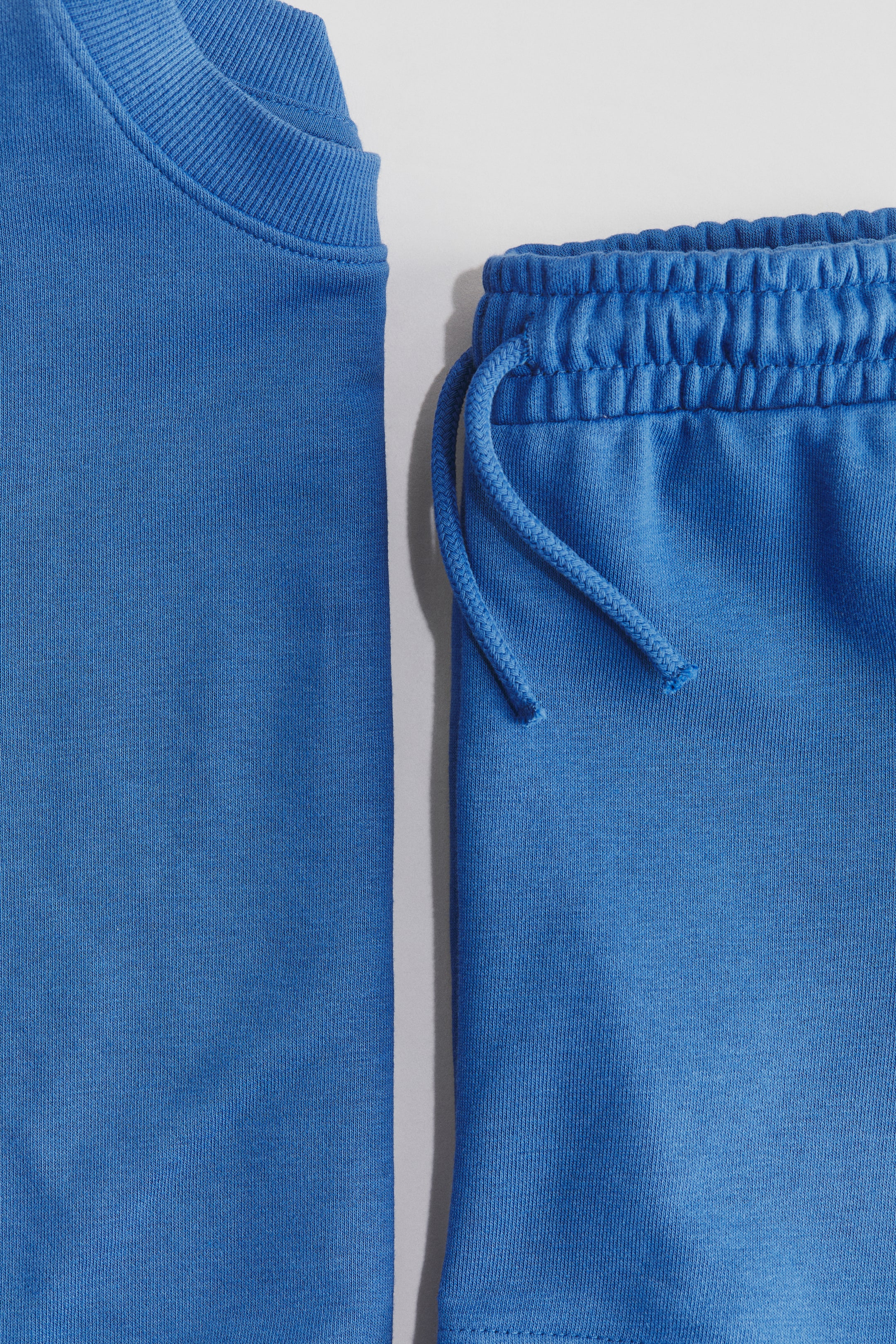 2-Piece Sweatshirt and Sweatshorts Set