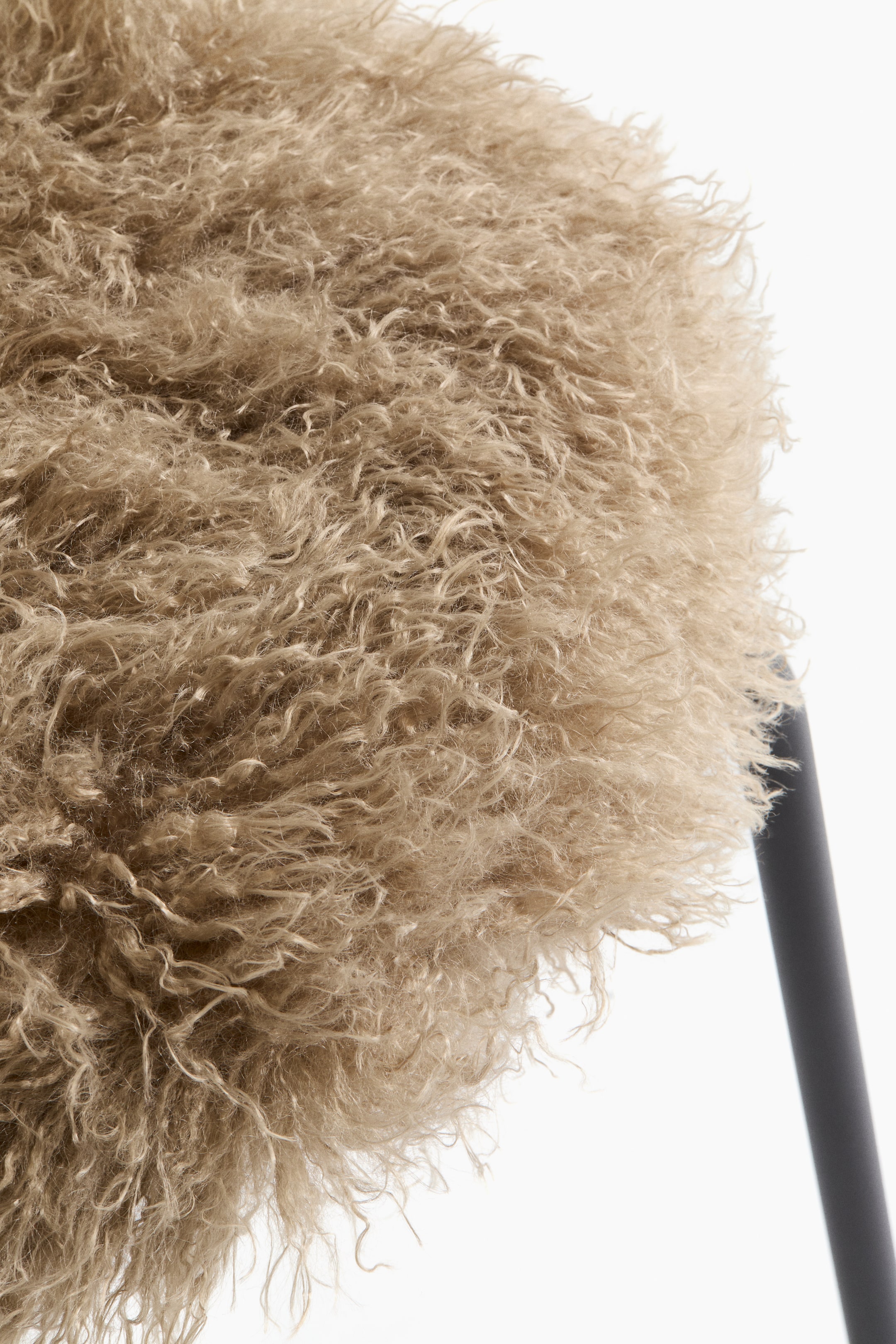 Zobrazit větší obrázek: Fluffy stool - Tmavě béžová - HOME | H&M CZ 4