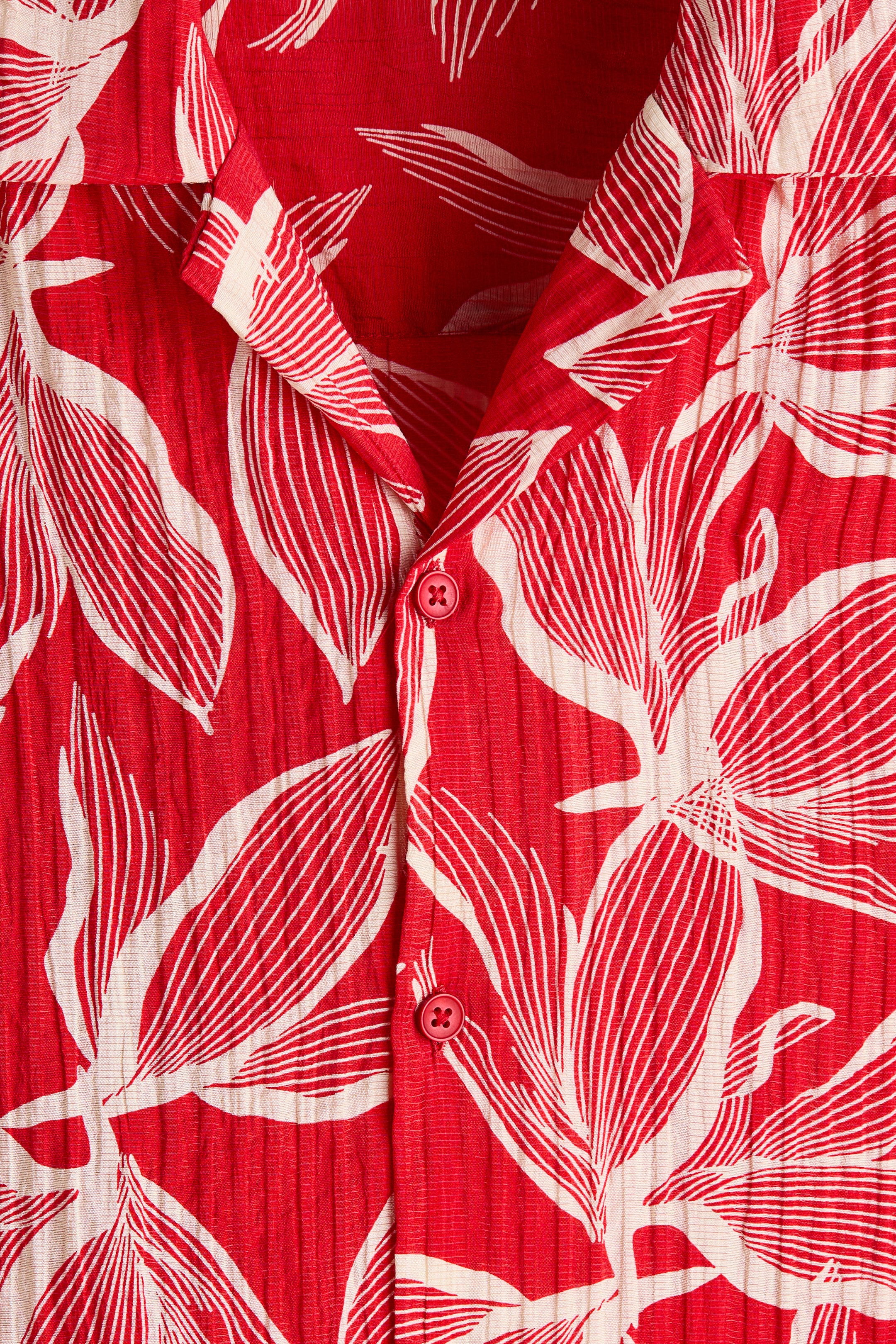 View larger image: Regular Fit Resort shirt - Red/Flowers - Men | H&M IN 2