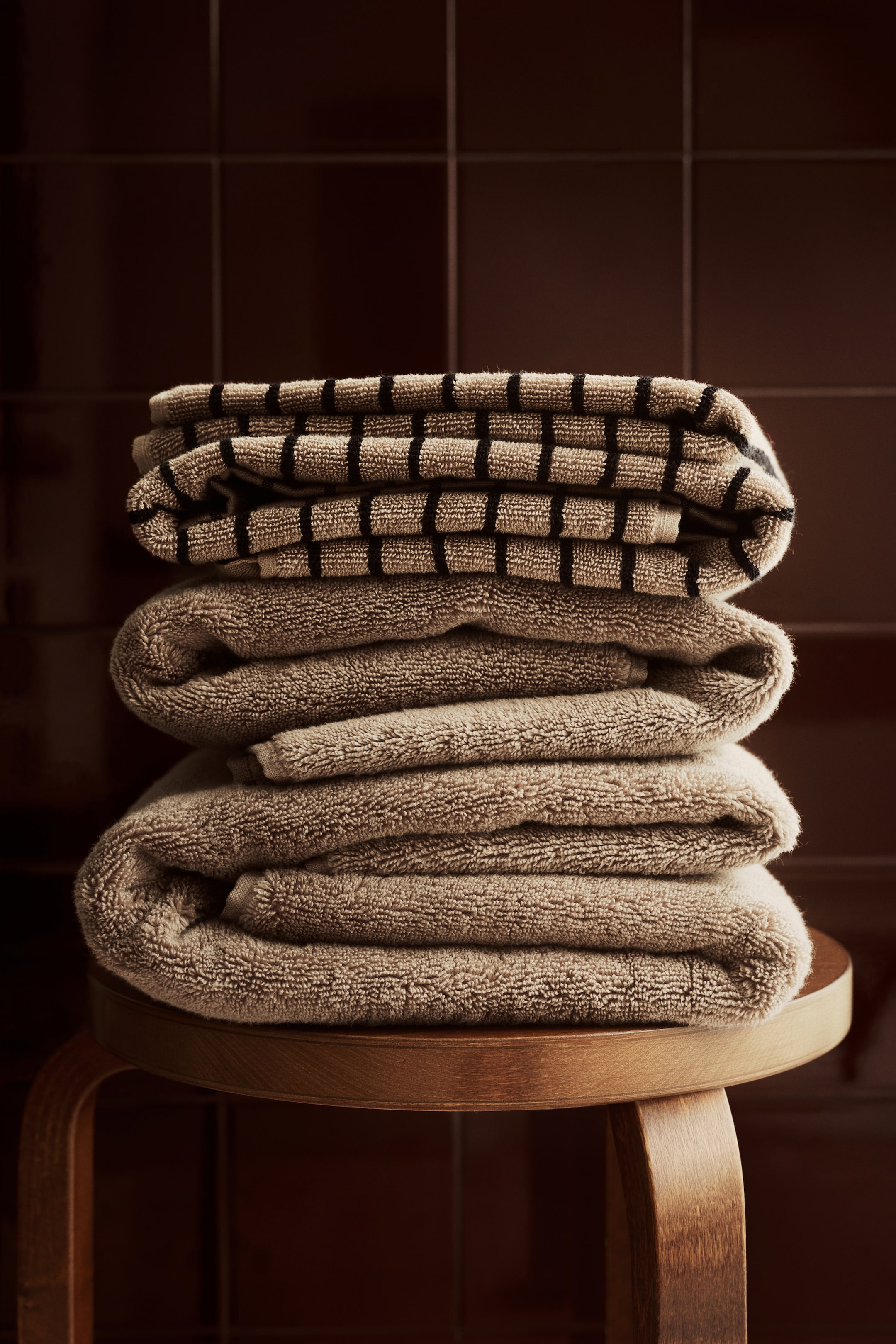 View larger image: Striped bath towel - Brown/Black striped - Home All | H&M IN 1