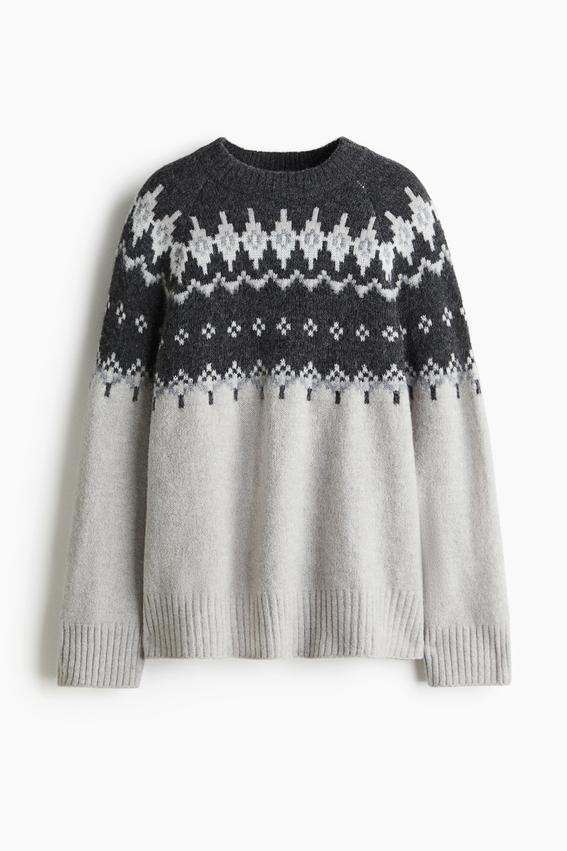 まみちゃん　eニット　グレー Amiur（エミレ）の「crew neck shaggy knit（ニット/セーター