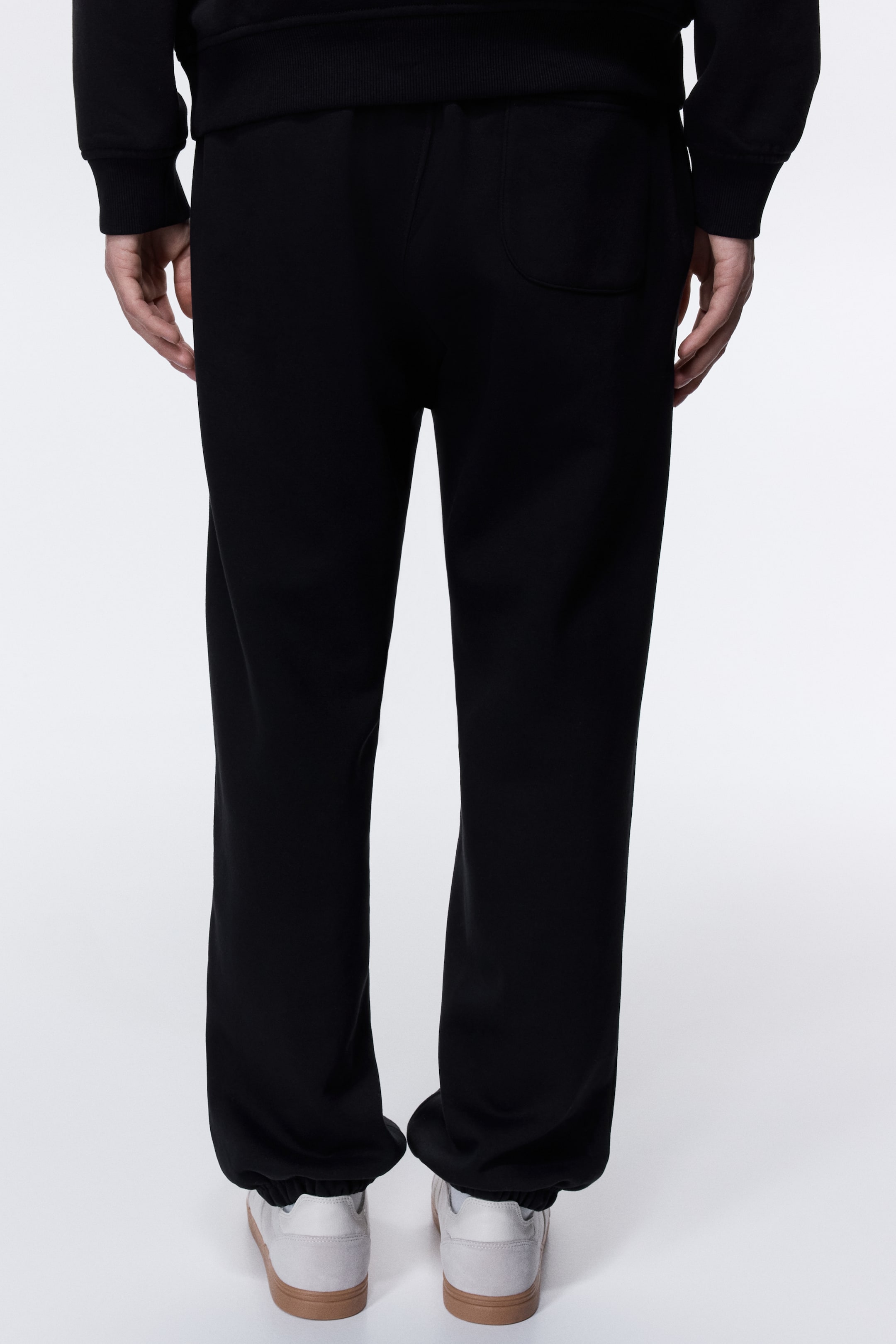 View larger image: Relaxed Fit Sweatpants - Black - Men | H&M US 4